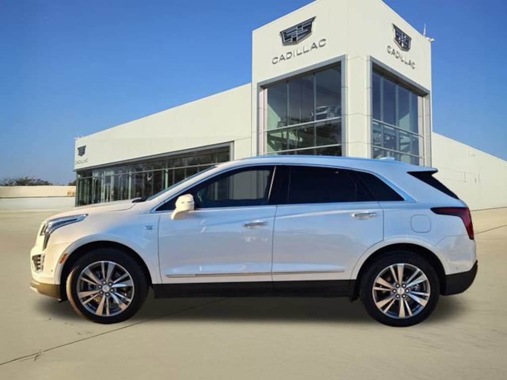 New 2025 CADILLAC XT5 Premium Luxury SUV