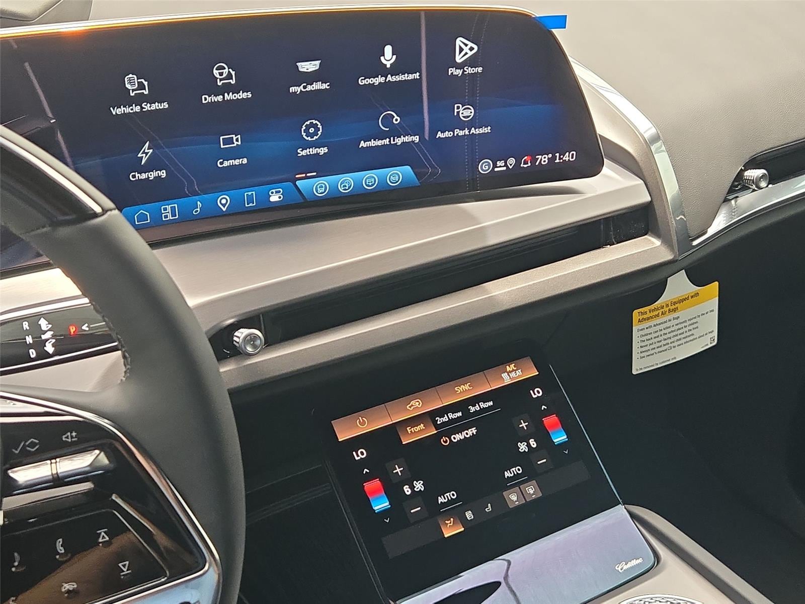 2027 Cadillac VISTIQ Platinum - Photo 20