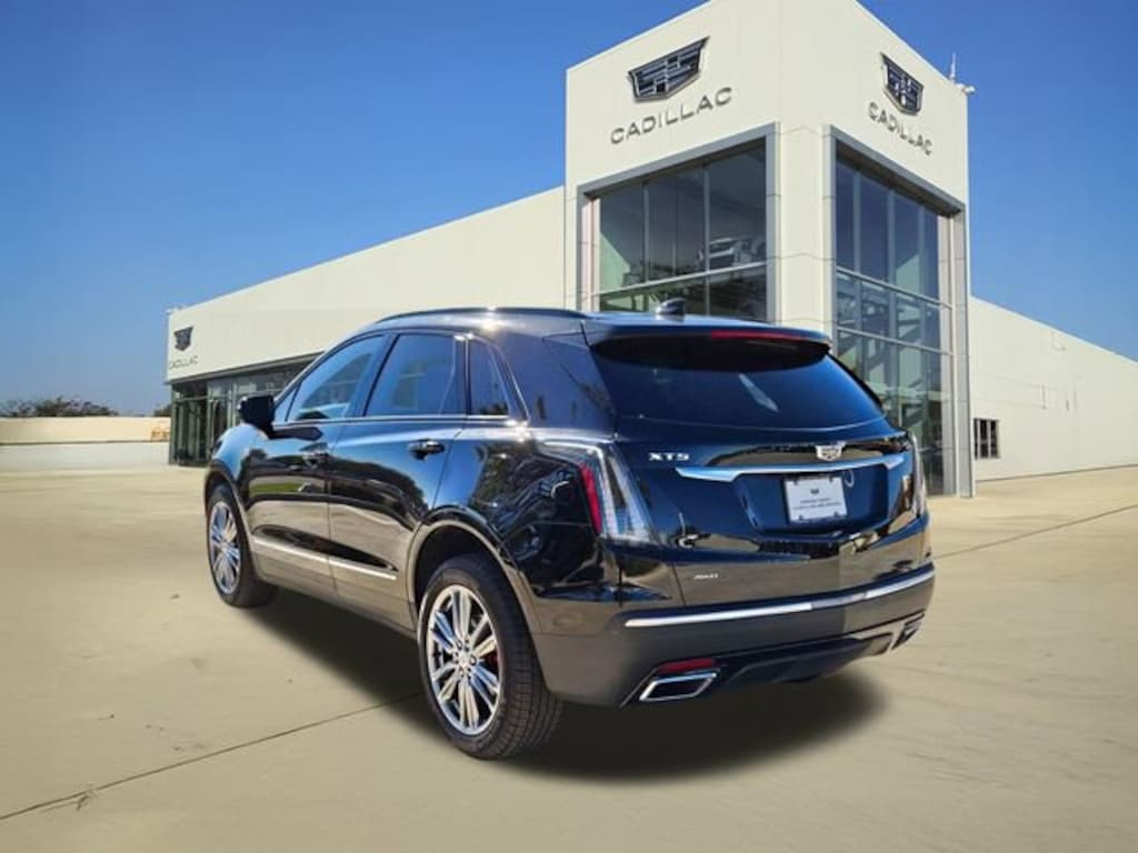 New 2025 CADILLAC XT5 Sport SUV
