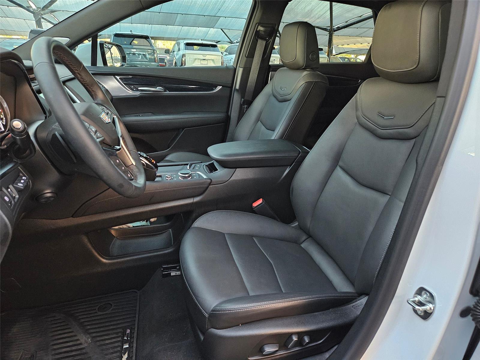 2025 Cadillac XT5 Premium Luxury - Photo 27