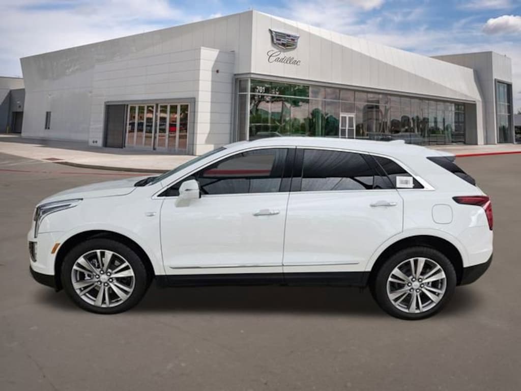 New 2025 CADILLAC XT5 Premium Luxury SUV
