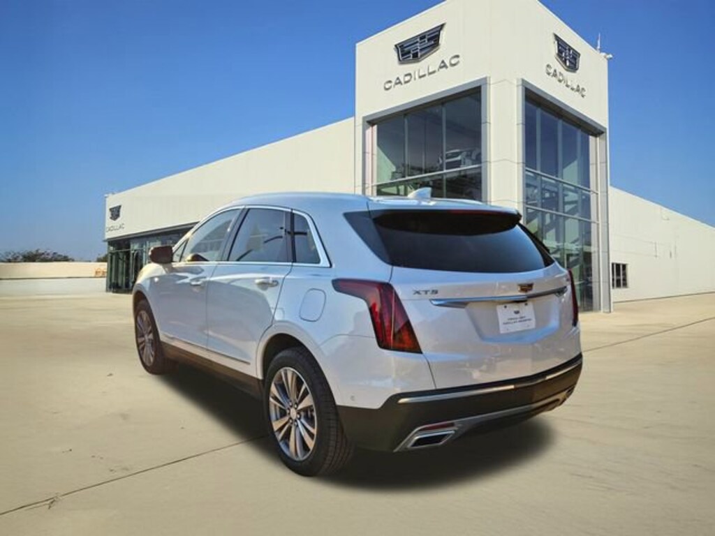 New 2025 CADILLAC XT5 Premium Luxury SUV