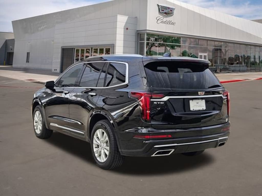 New 2025 CADILLAC XT6 Luxury SUV