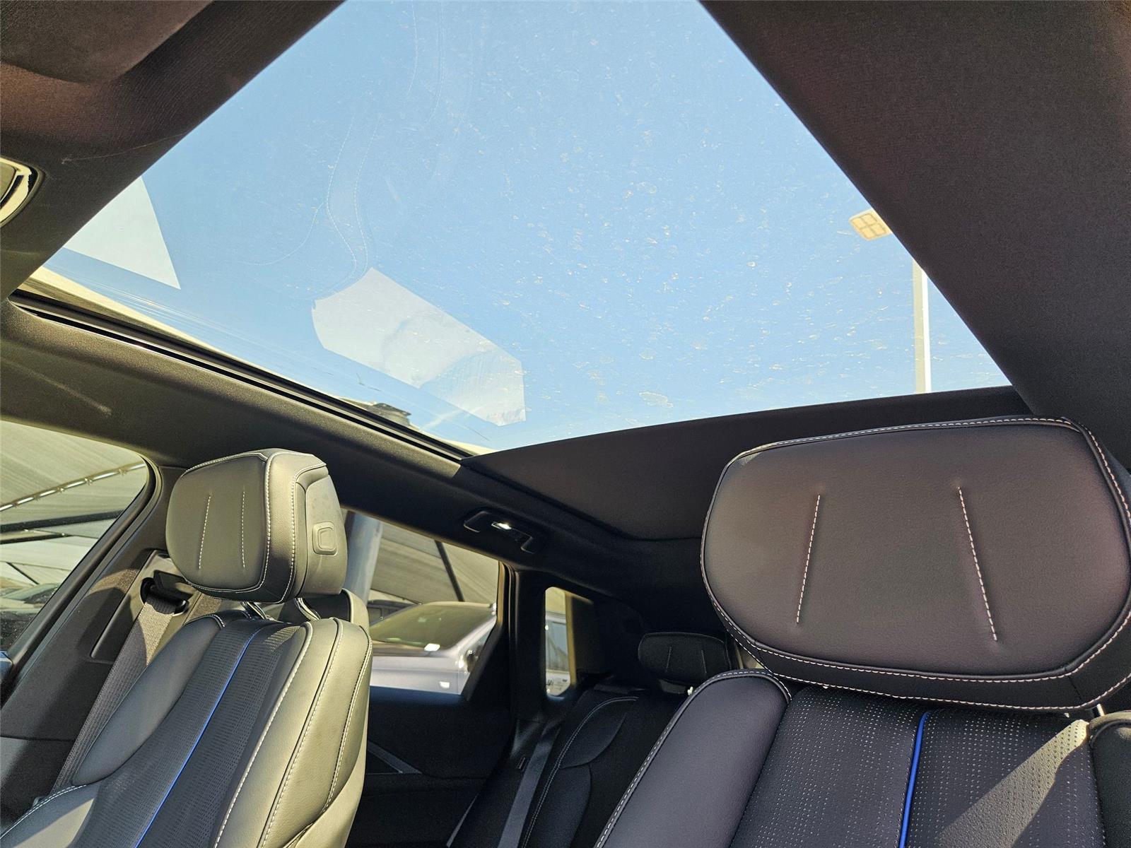 2025 Cadillac LYRIQ Sport 1 - Photo 9