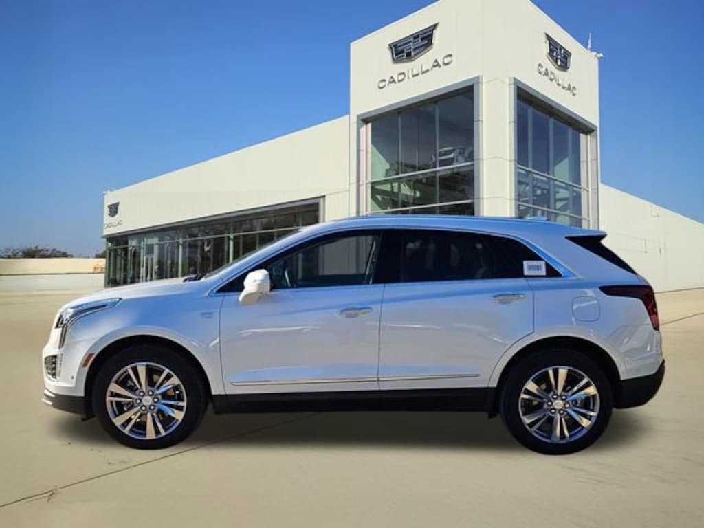 New 2025 CADILLAC XT5 Premium Luxury SUV