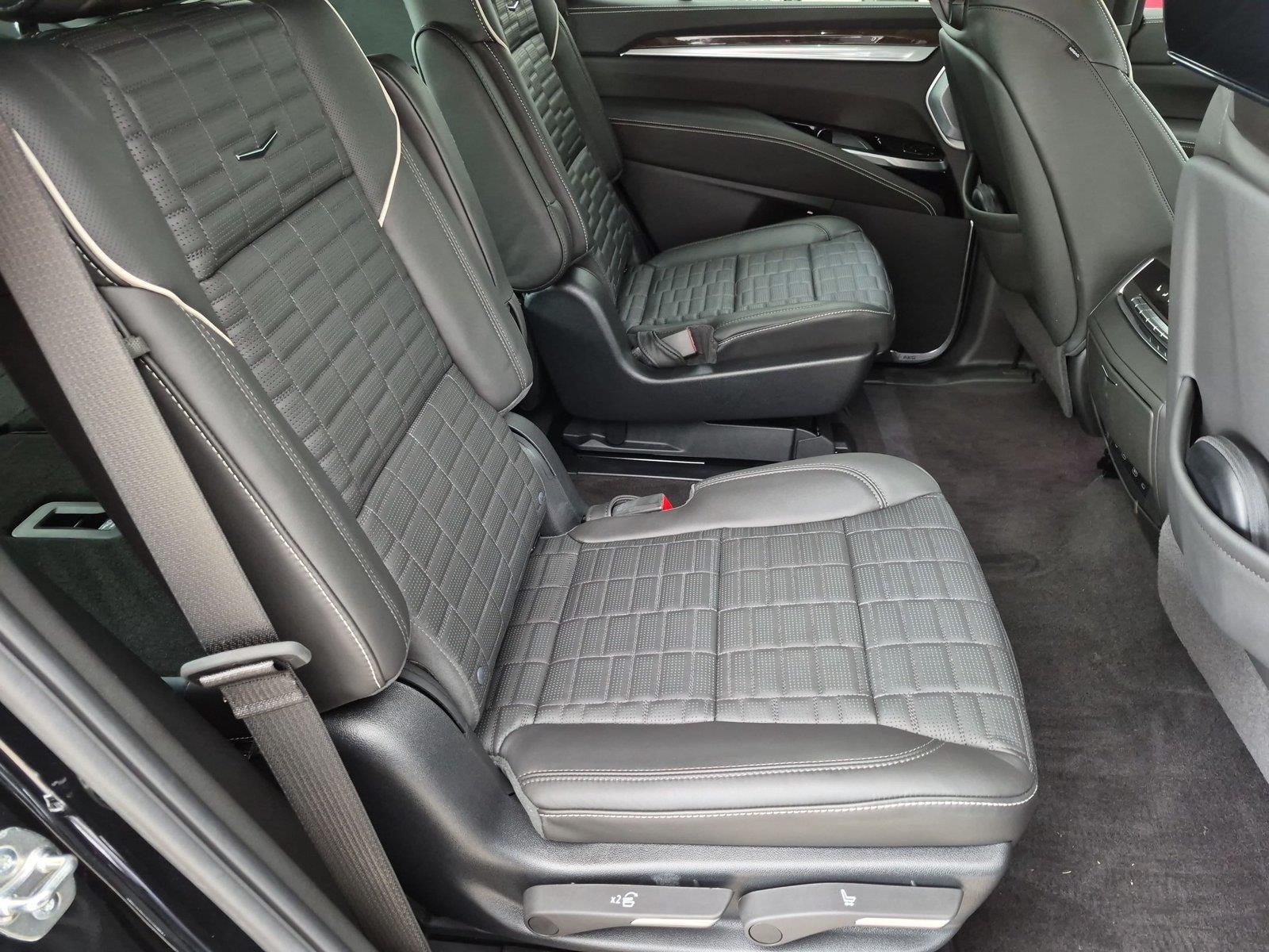 2026 Cadillac Escalade Platinum Sport - Photo 30