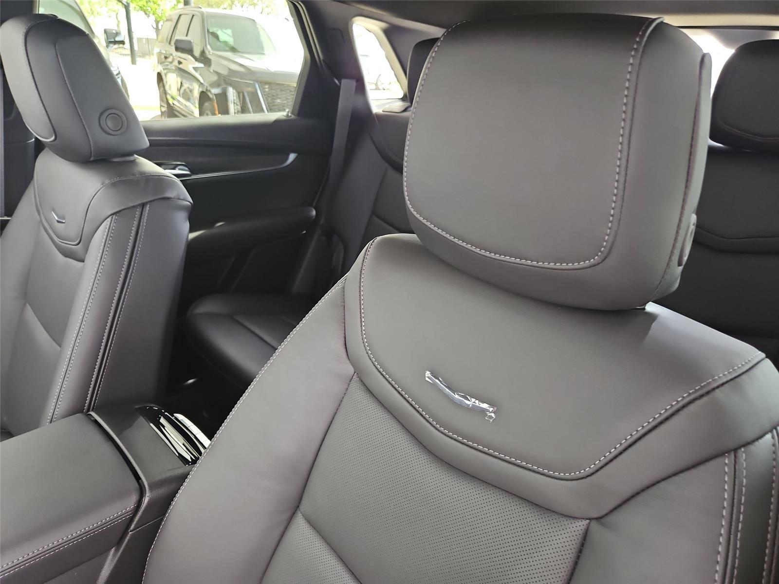 2026 Cadillac XT5 Sport - Photo 12