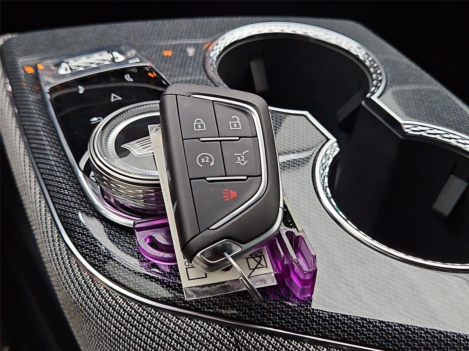 2026 Cadillac OPTIQ Sport - Photo 32