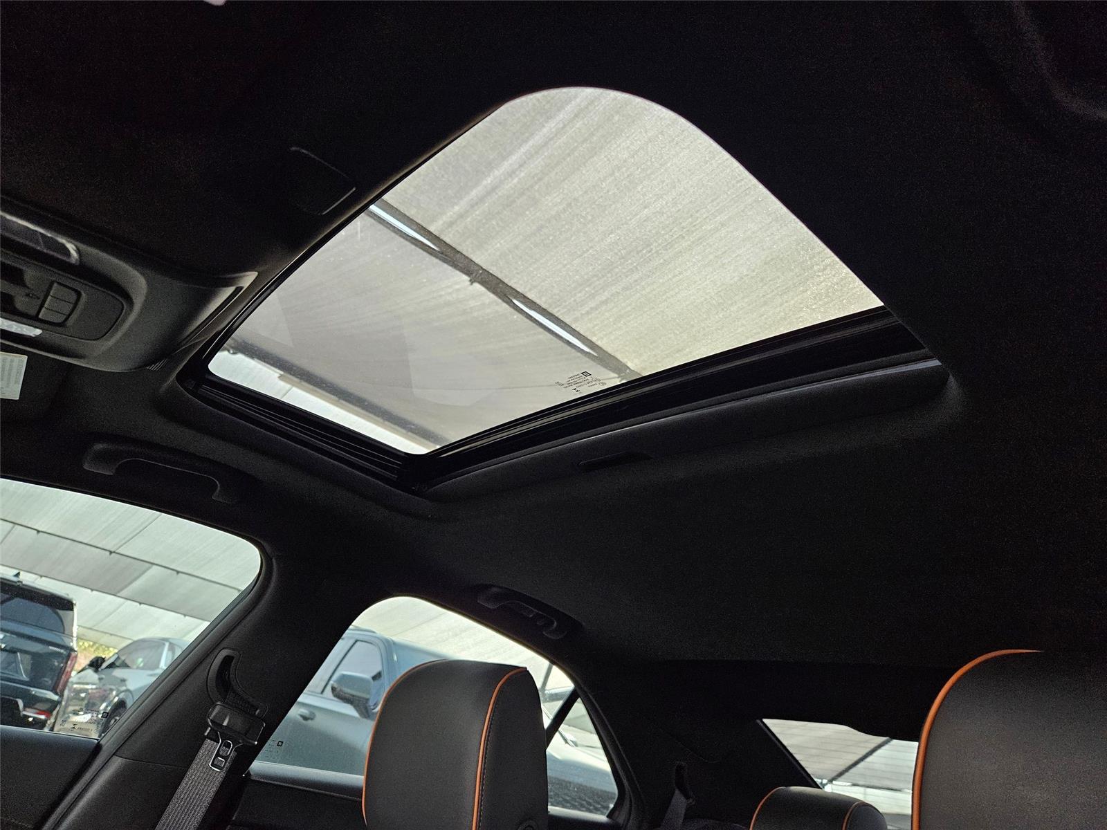 2025 Cadillac CT4 Sport - Photo 9