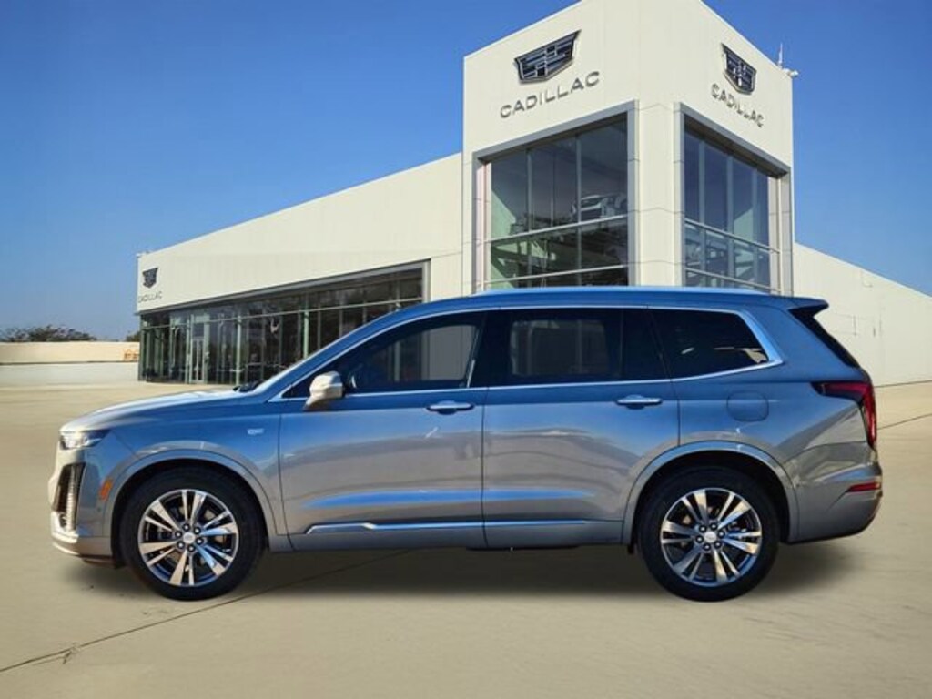 New 2025 CADILLAC XT6 Premium Luxury SUV