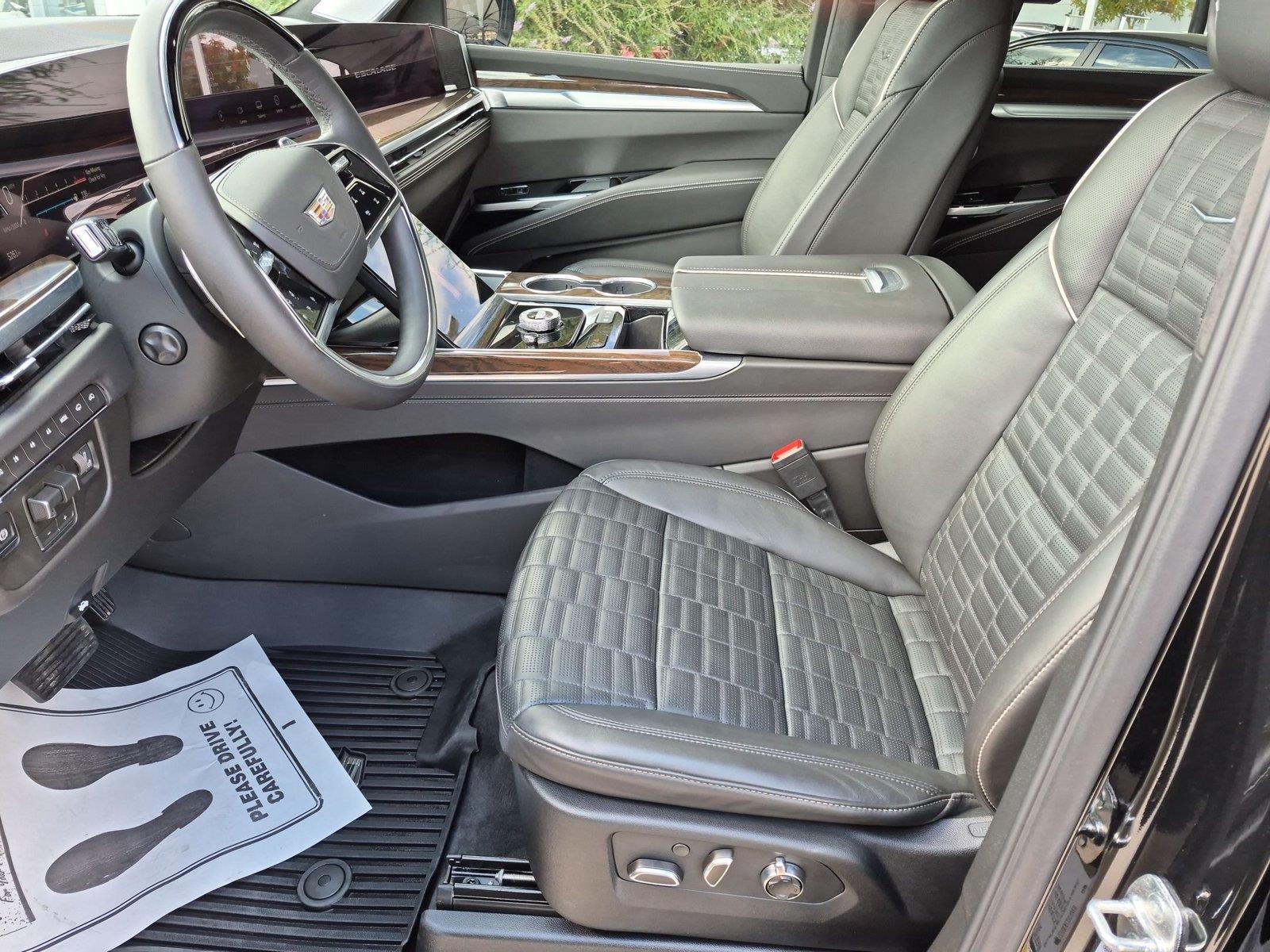 2026 Cadillac Escalade Platinum Sport - Photo 11