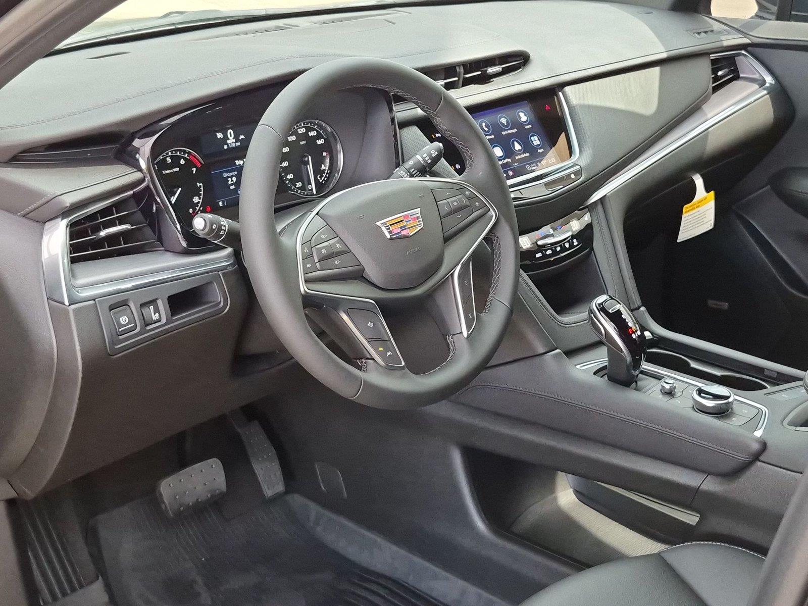 2026 Cadillac XT5 Luxury - Photo 9