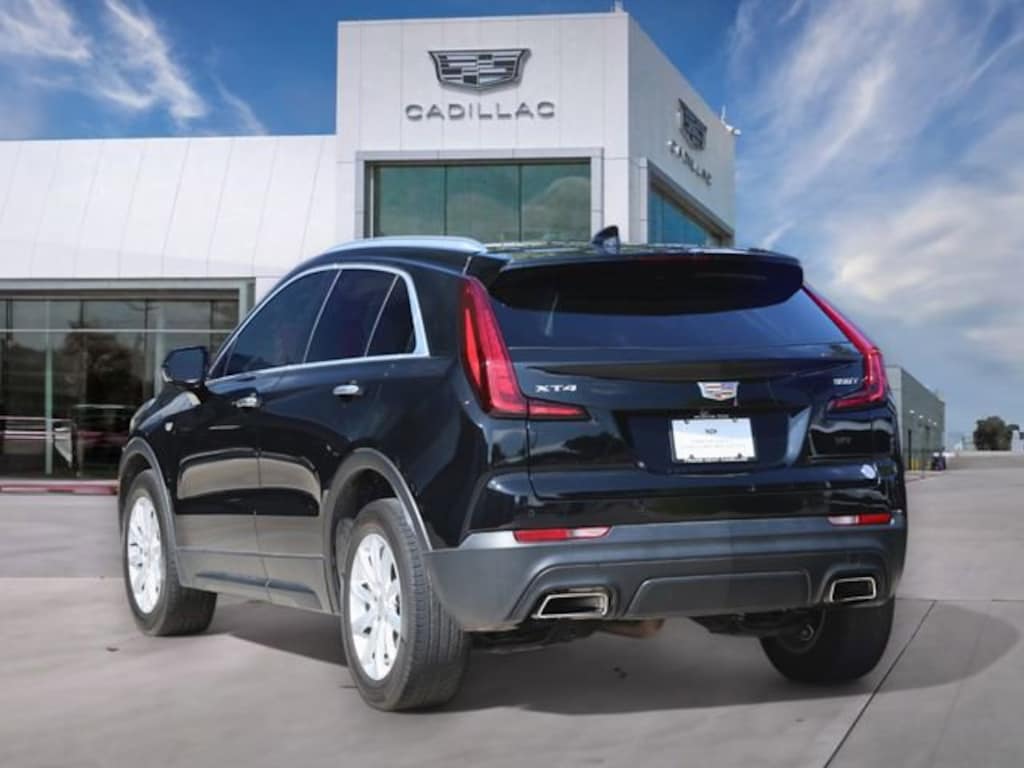 Used 2023 CADILLAC XT4 Luxury SUV