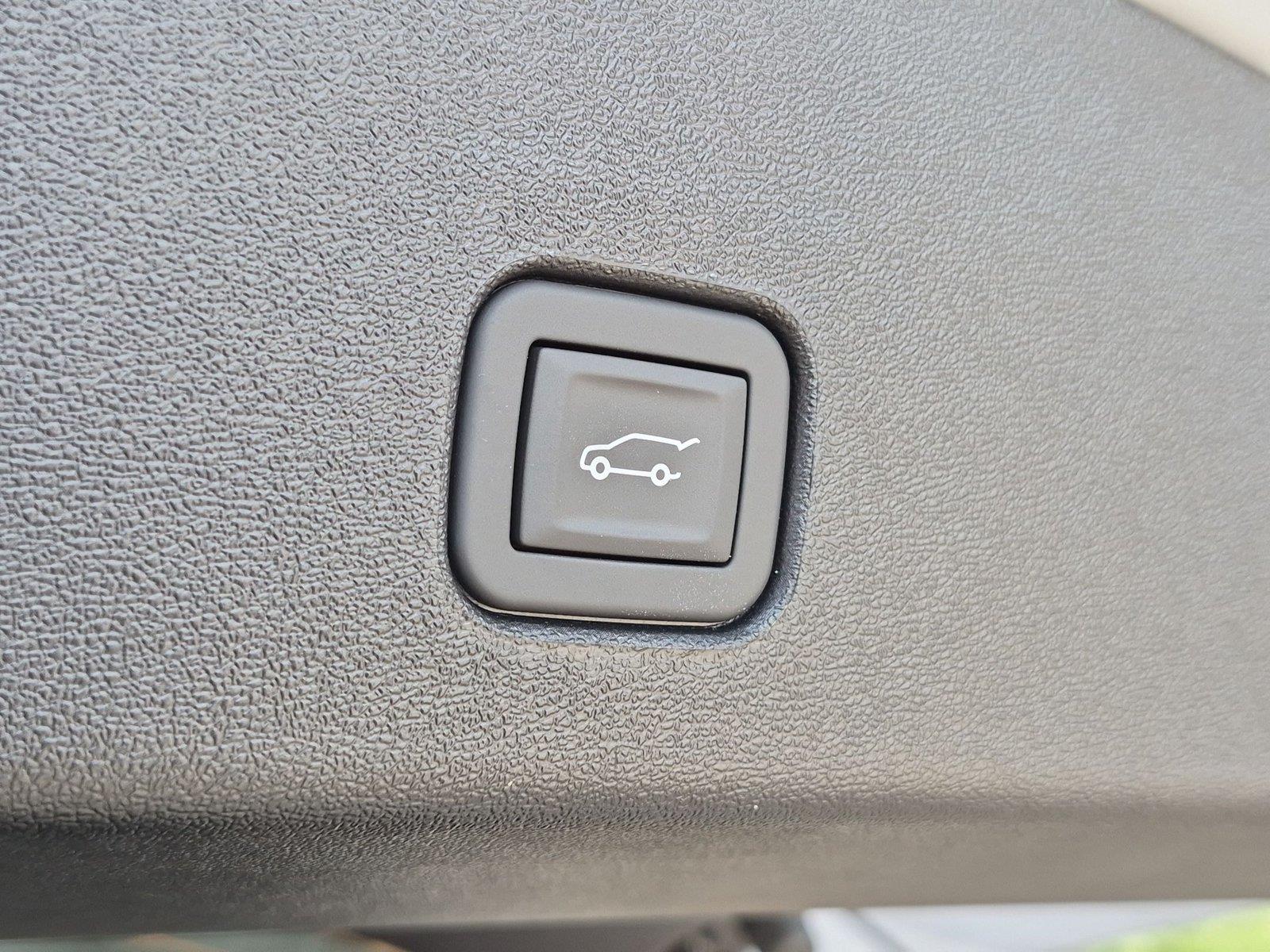 2027 Cadillac OPTIQ Sport - Photo 30