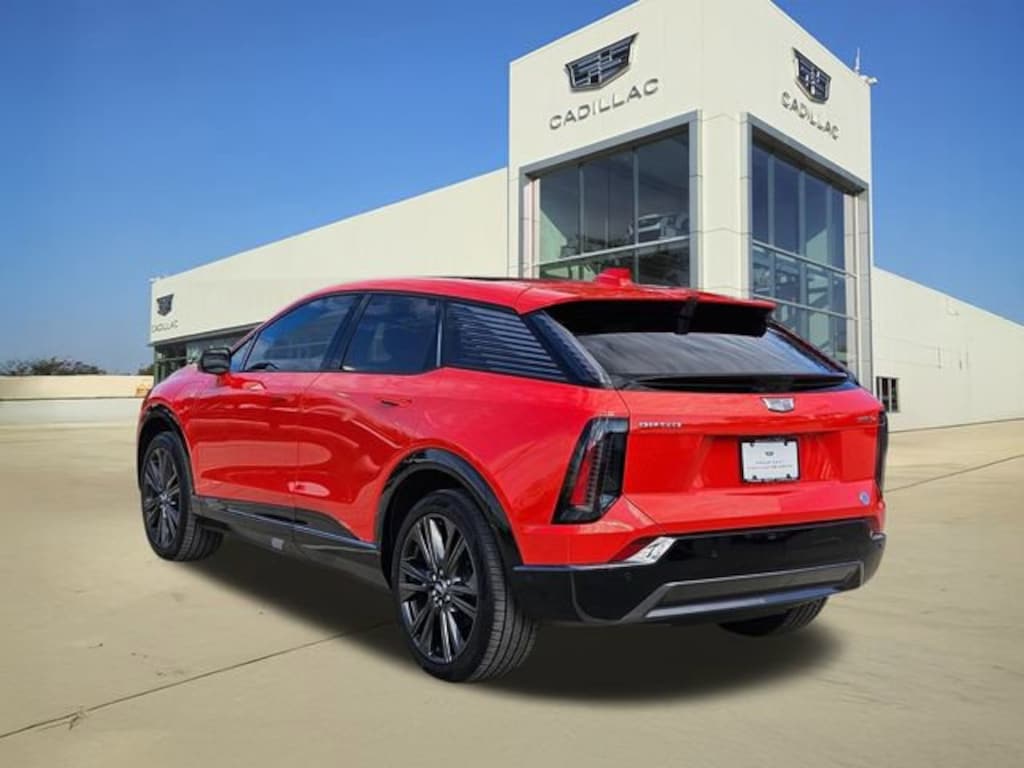 New 2025 CADILLAC OPTIQ Sport 2 SUV