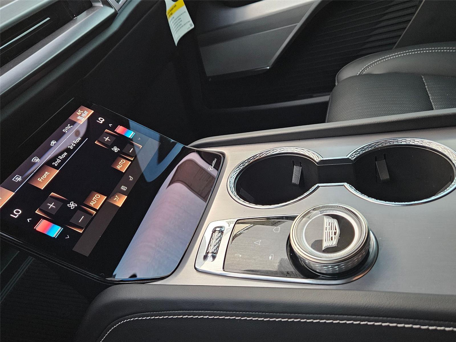 2026 Cadillac VISTIQ Luxury - Photo 22