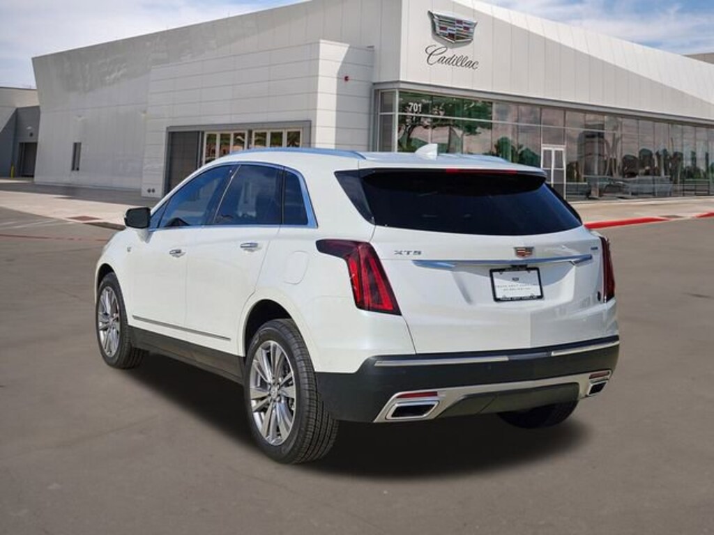New 2025 CADILLAC XT5 Premium Luxury SUV
