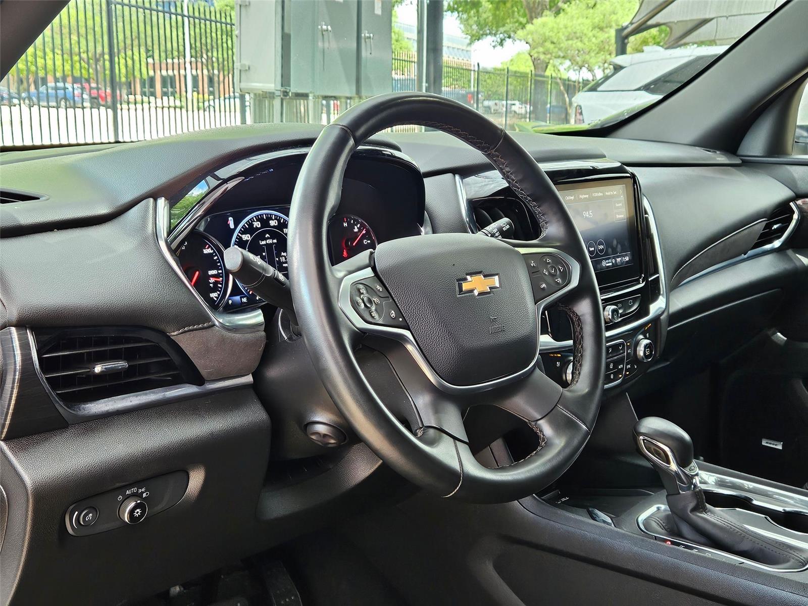 2023 Chevrolet Traverse High Country - Photo 9