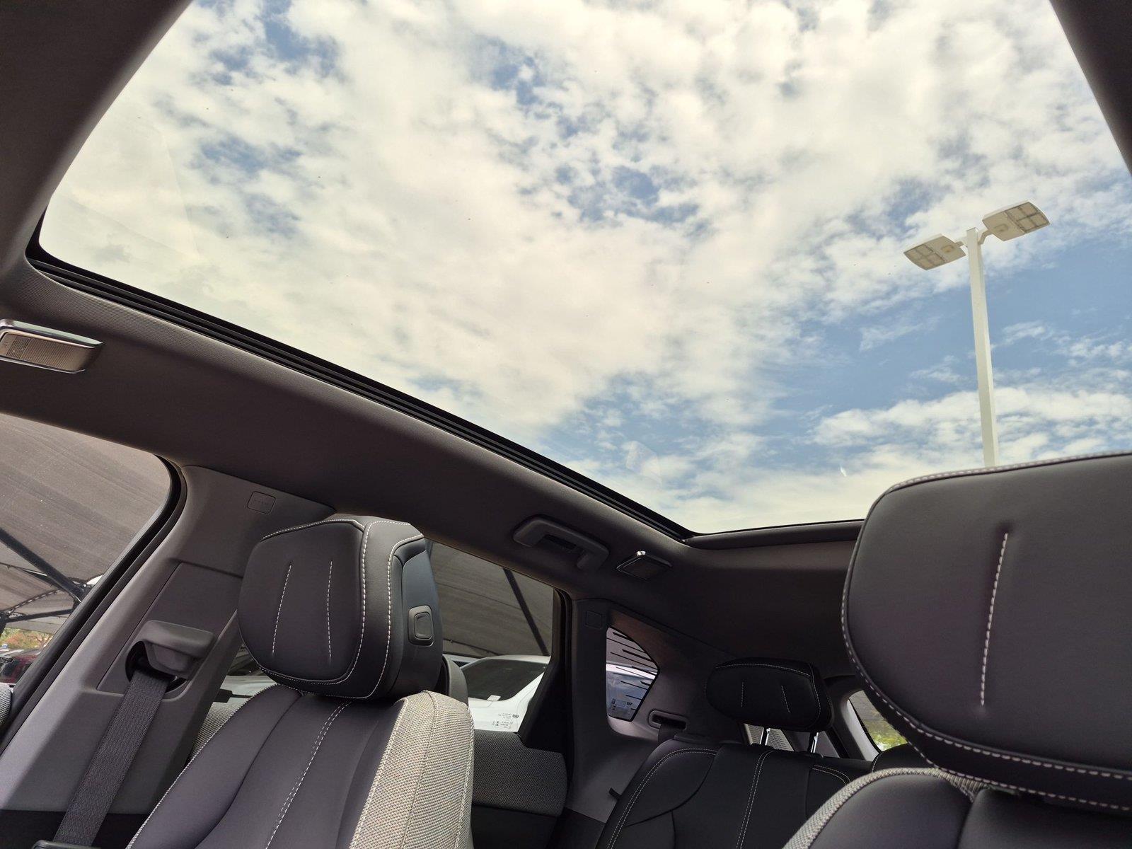 2027 Cadillac OPTIQ Sport - Photo 9
