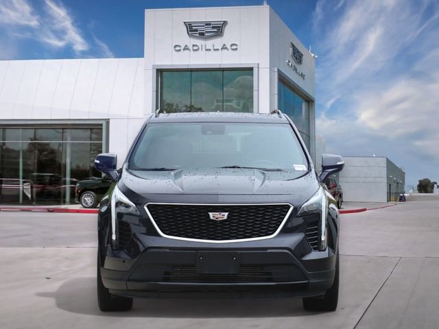2022 Cadillac XT4 Sport photo 2