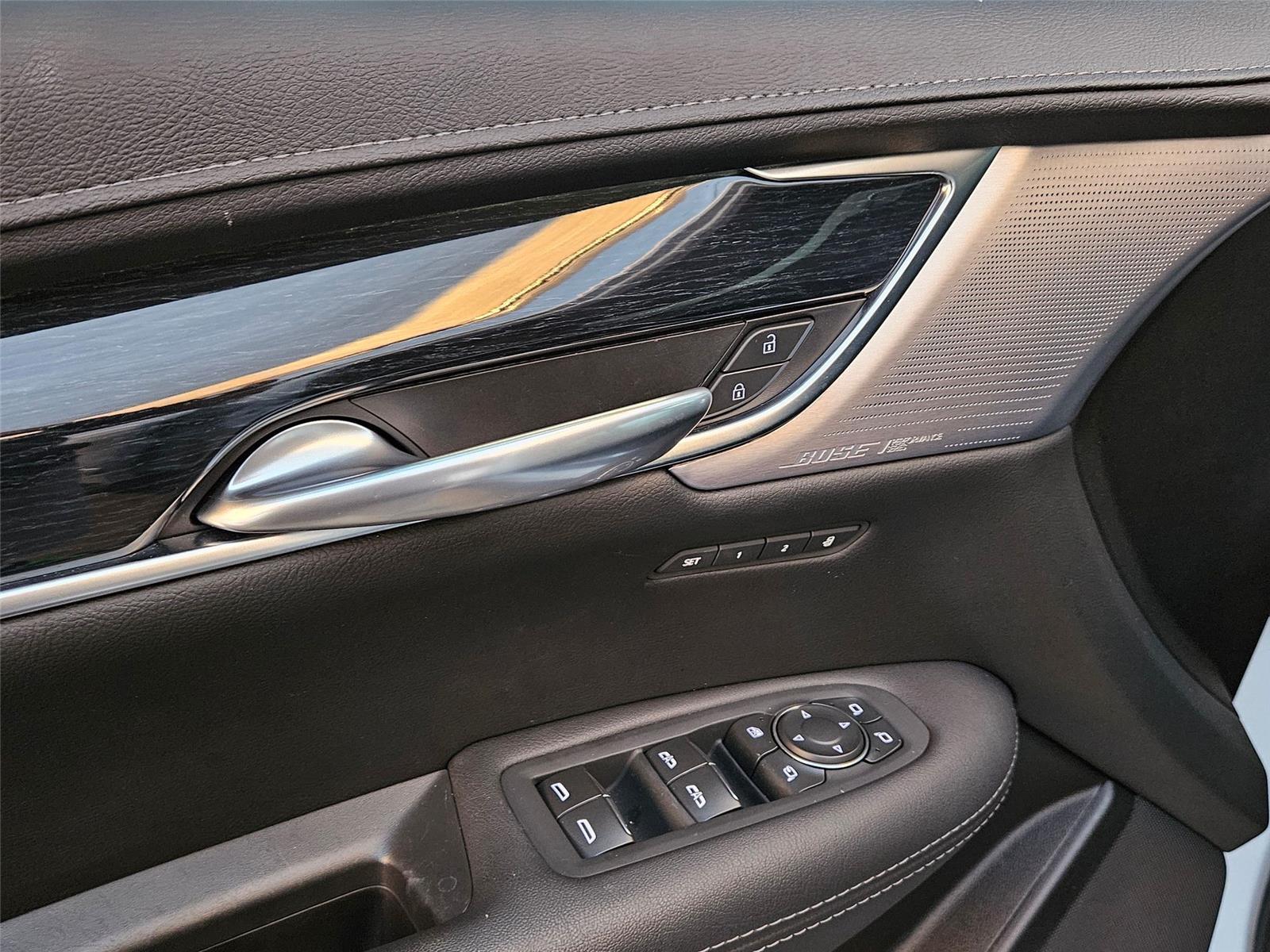 2025 Cadillac XT5 Premium Luxury - Photo 25