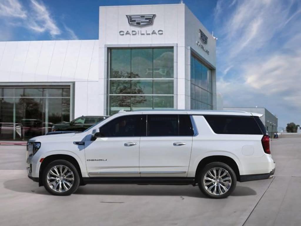 Used 2023 GMC Yukon XL Denali SUV