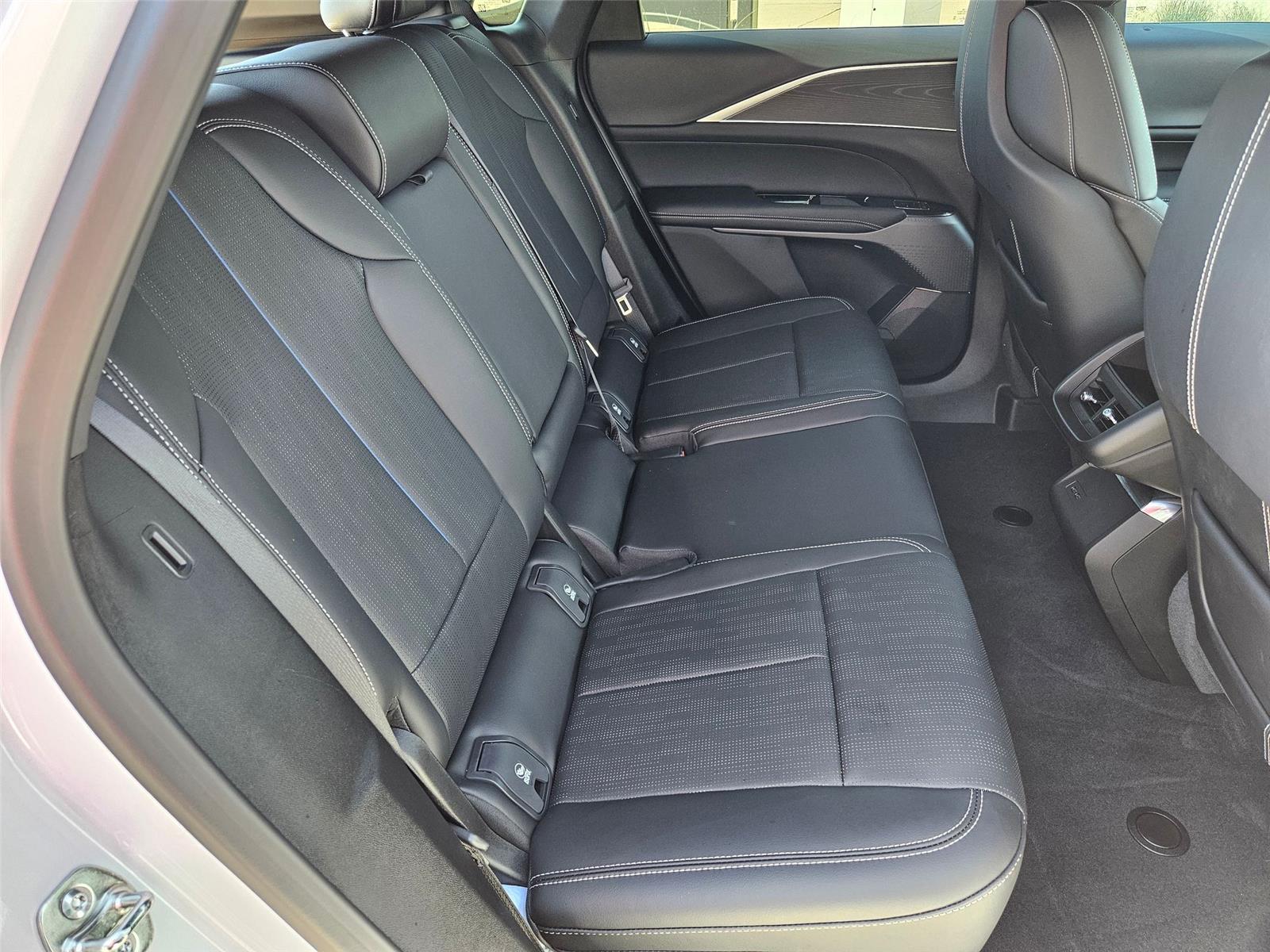 2025 Cadillac LYRIQ Sport 1 - Photo 29