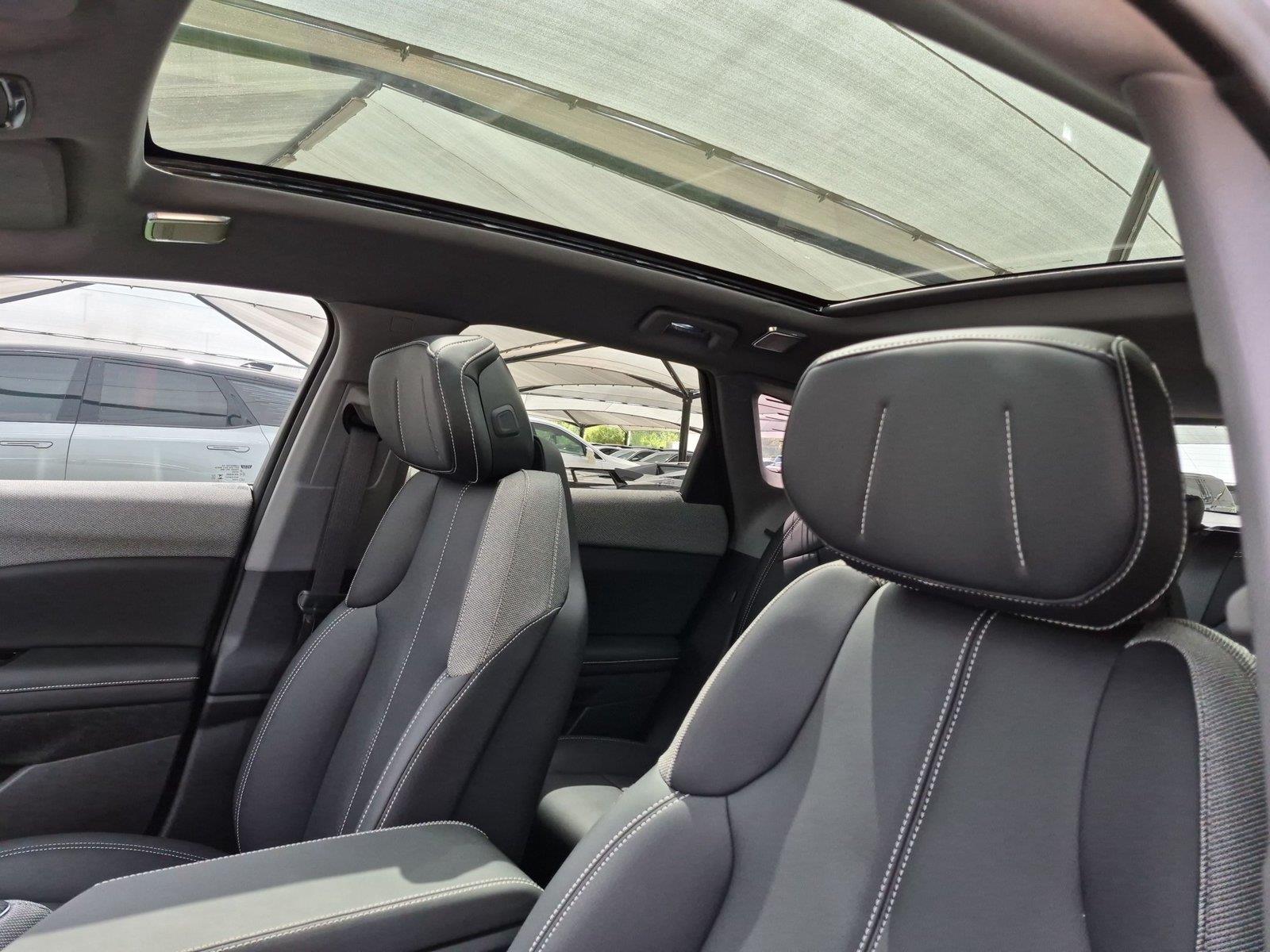 2027 Cadillac OPTIQ Sport - Photo 9