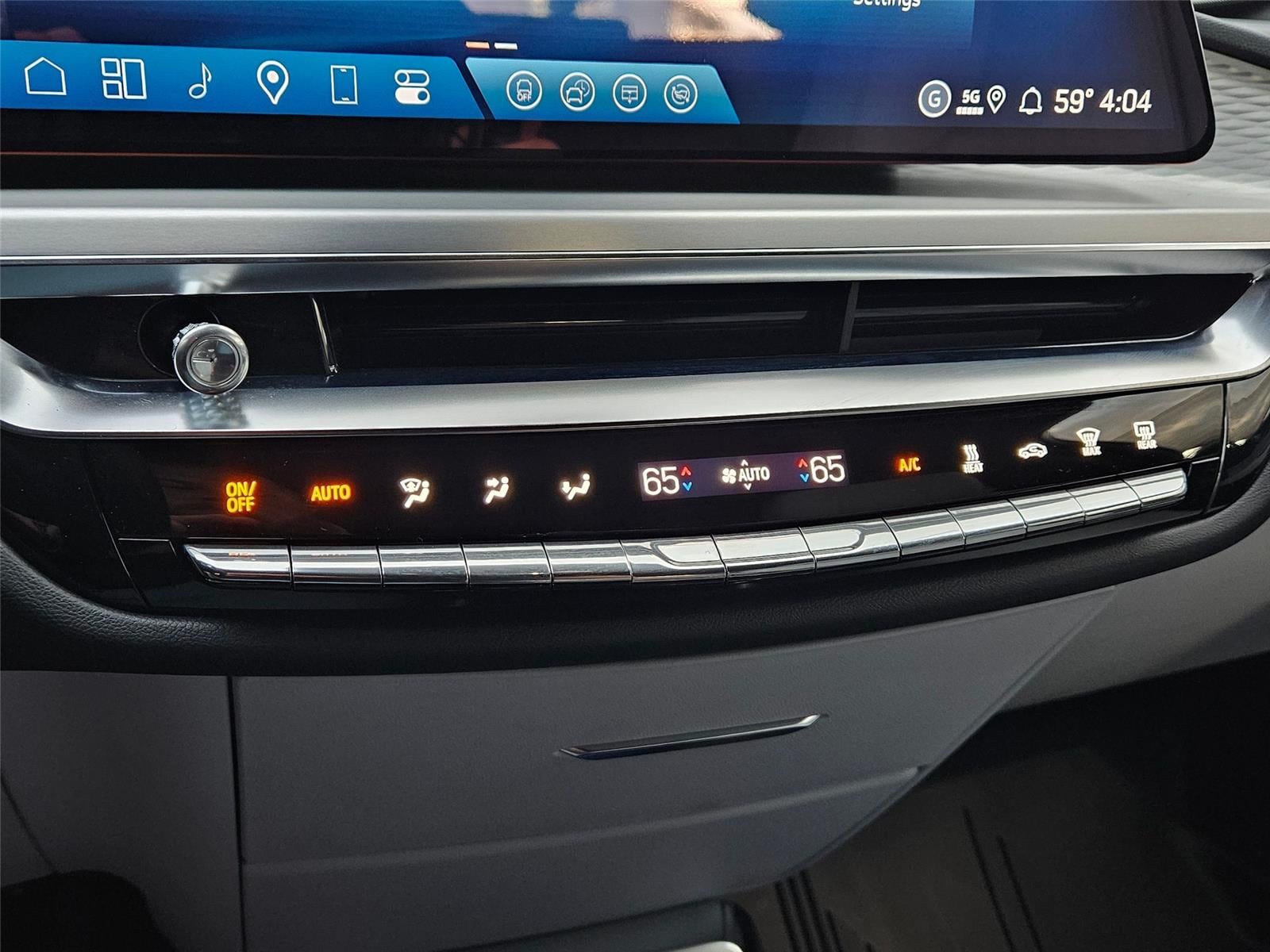 2026 Cadillac LYRIQ Luxury - Photo 19