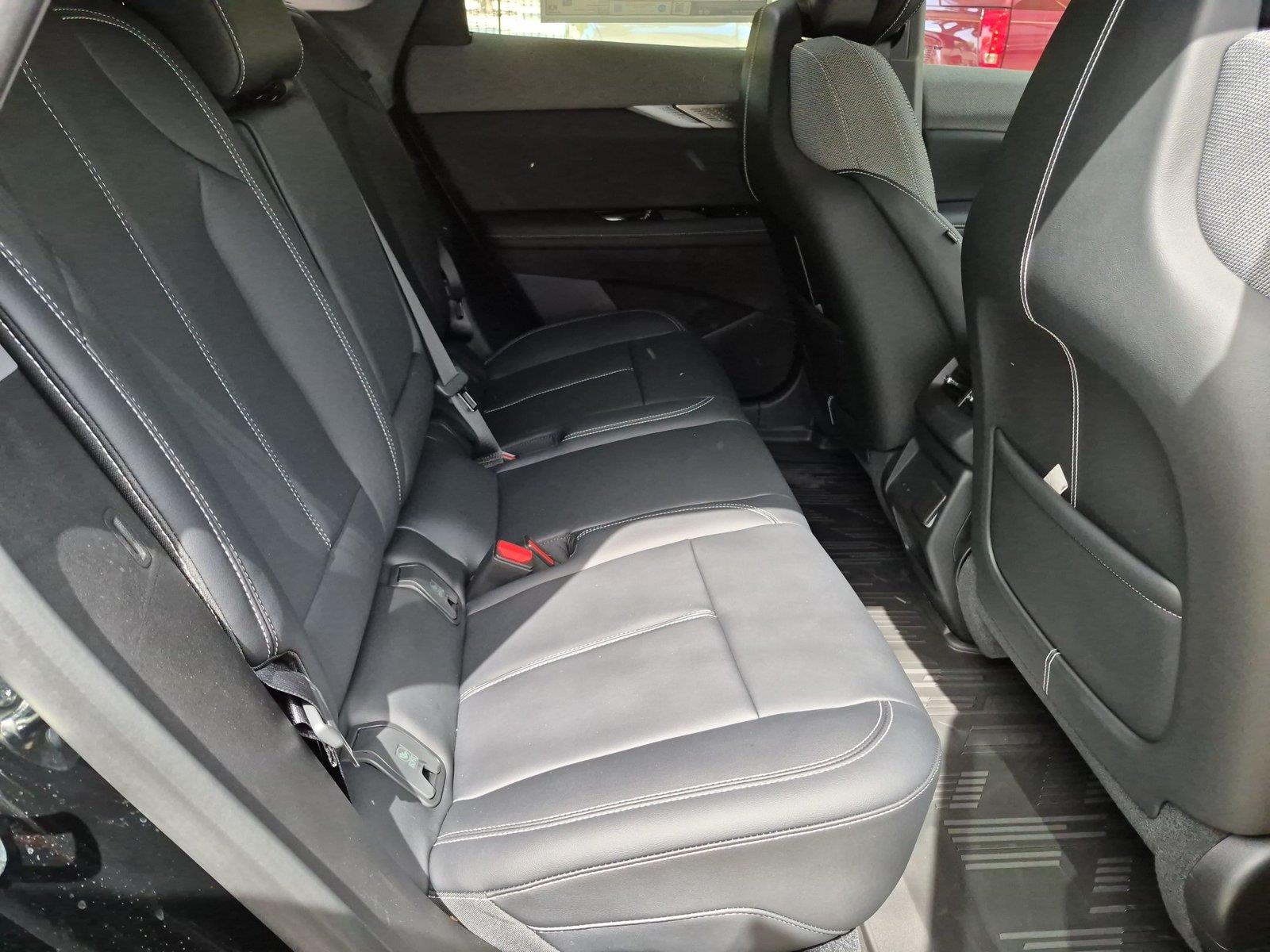 2027 Cadillac OPTIQ Sport - Photo 29