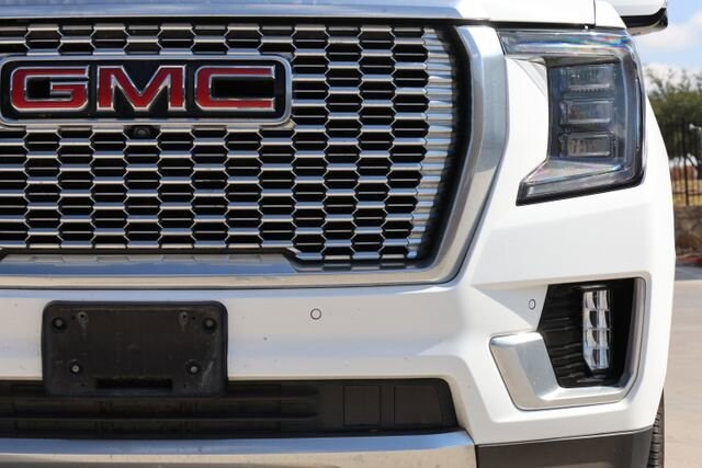 2023 Gmc Yukon Denali photo 2