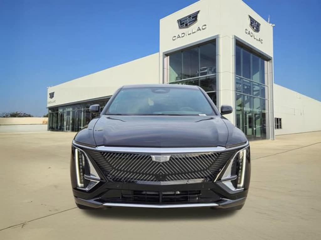 New 2026 CADILLAC LYRIQ Luxury SUV