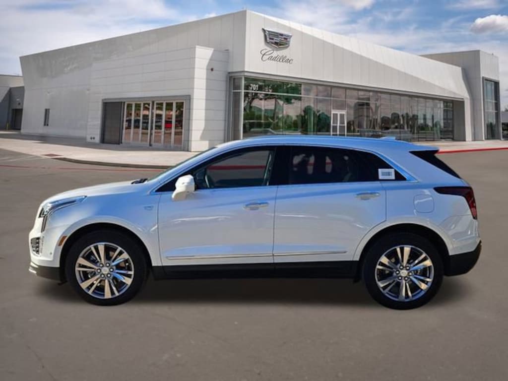 New 2025 CADILLAC XT5 Premium Luxury SUV