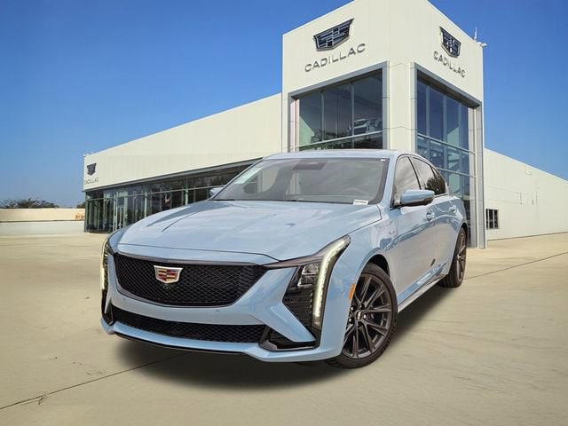 2026 Cadillac CT5 V-Series's photo