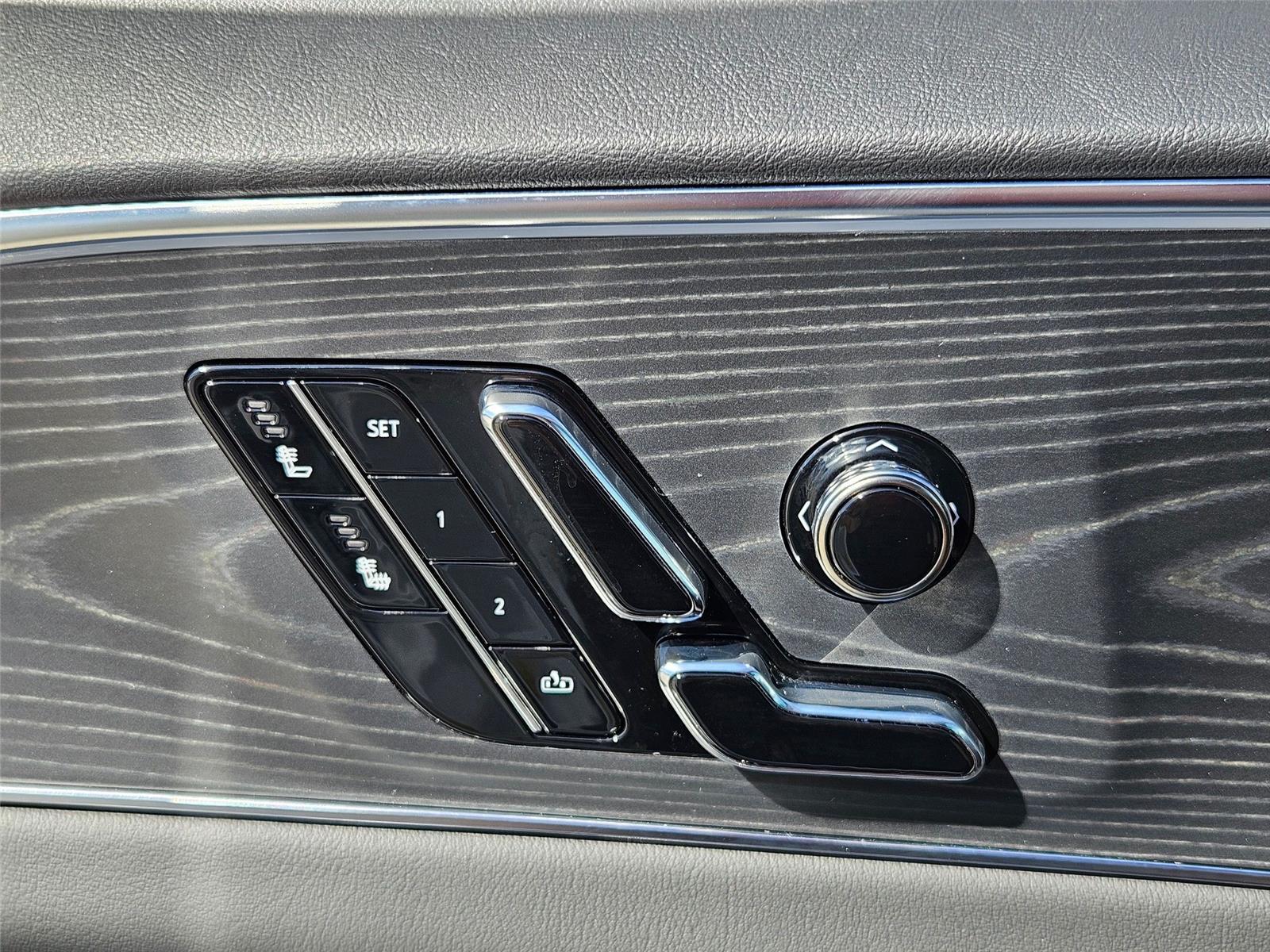 2025 Cadillac LYRIQ Sport 1 - Photo 26