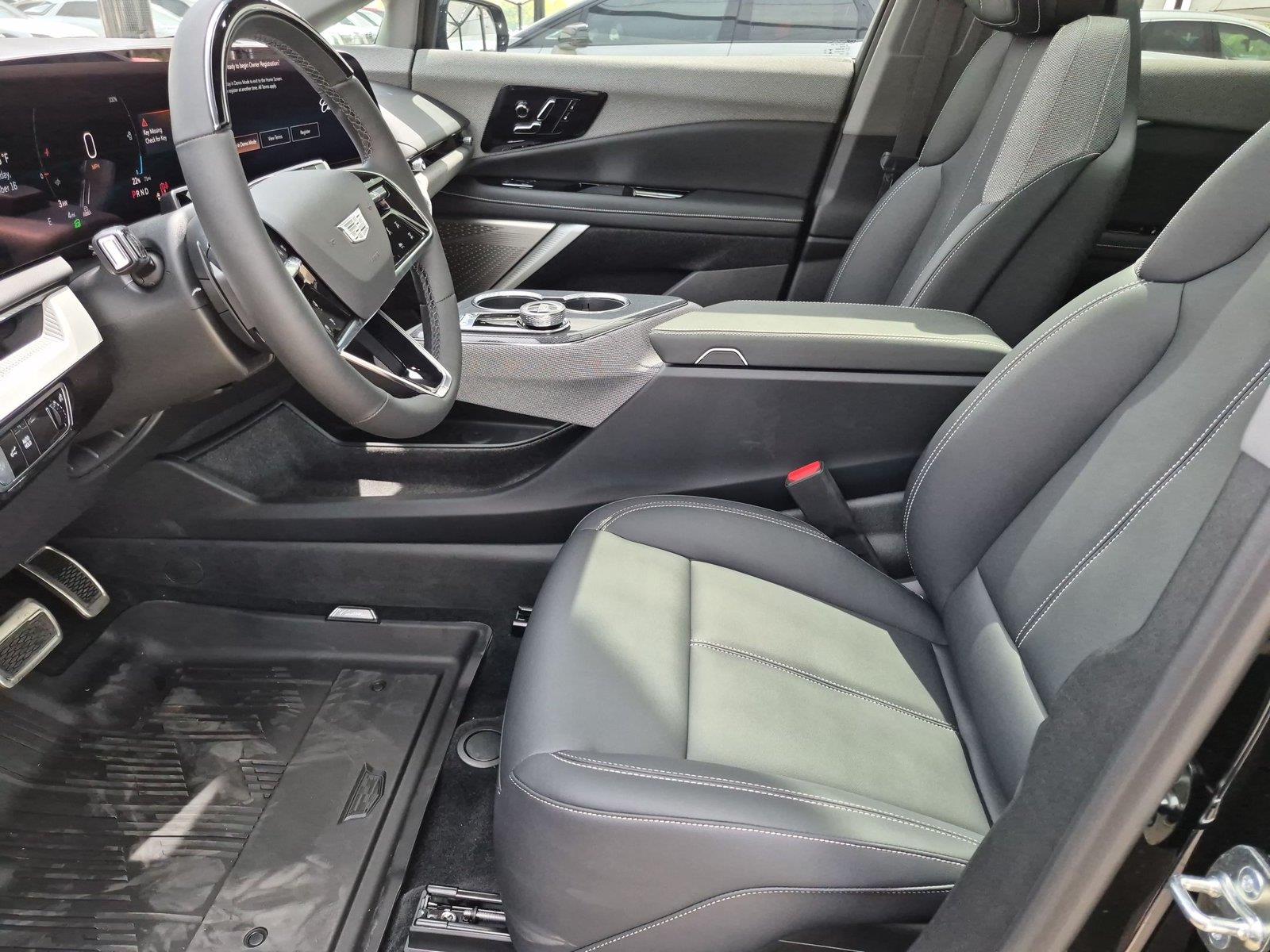 2027 Cadillac OPTIQ Sport - Photo 11