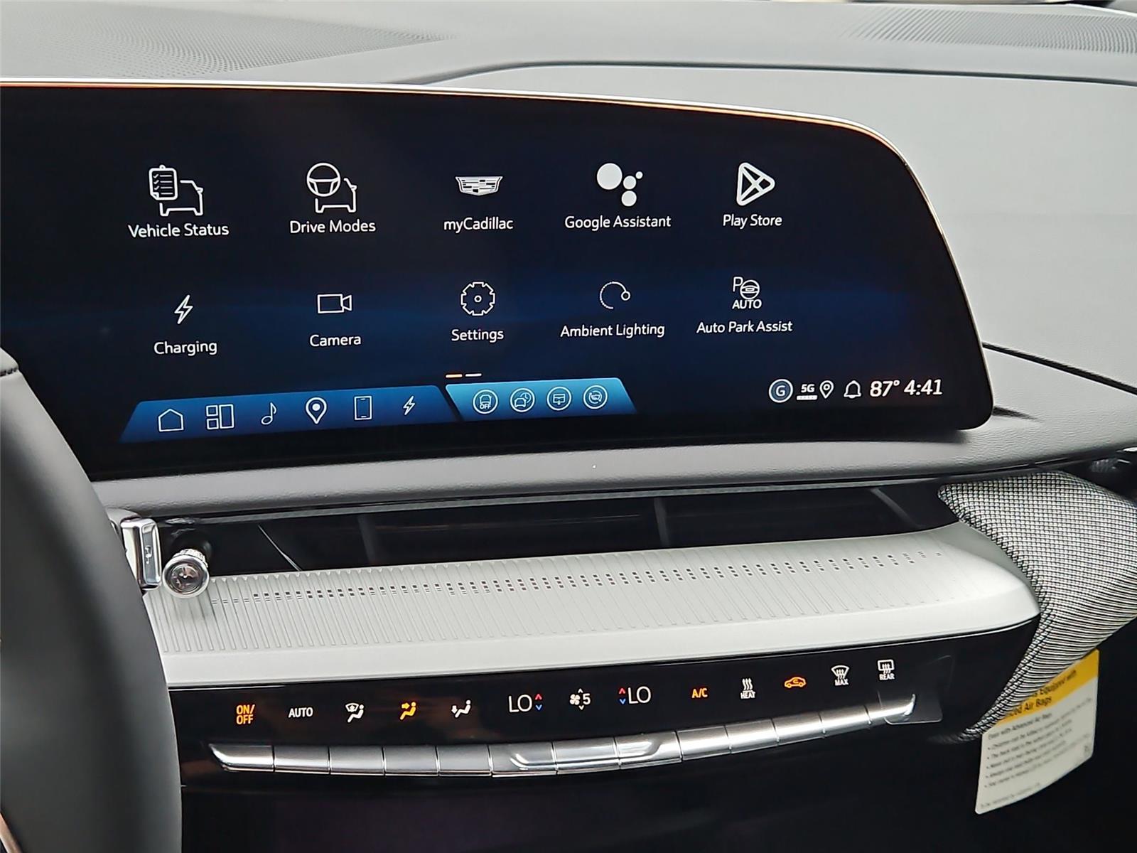 2026 Cadillac OPTIQ Sport - Photo 18