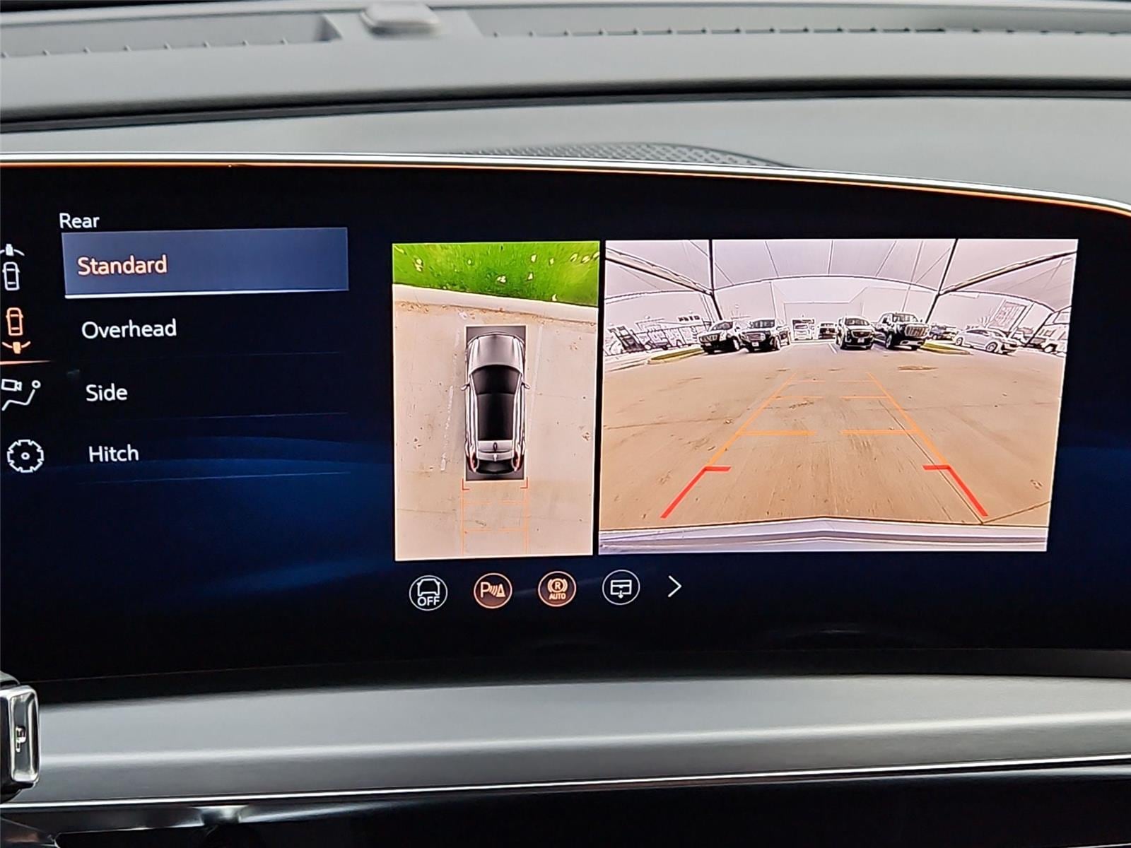 2026 Cadillac LYRIQ Luxury - Photo 18