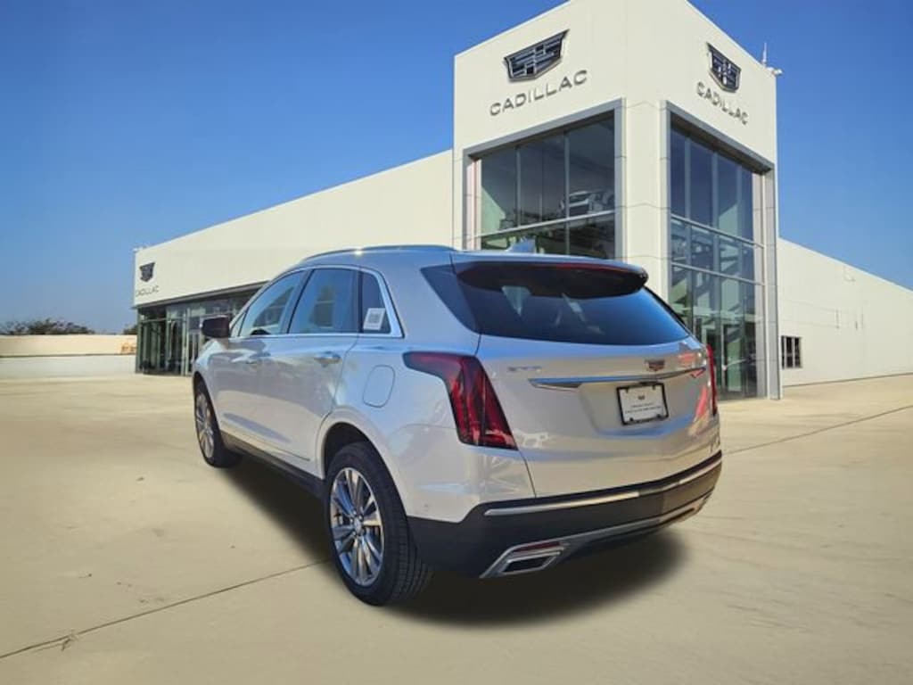 New 2025 CADILLAC XT5 Premium Luxury SUV