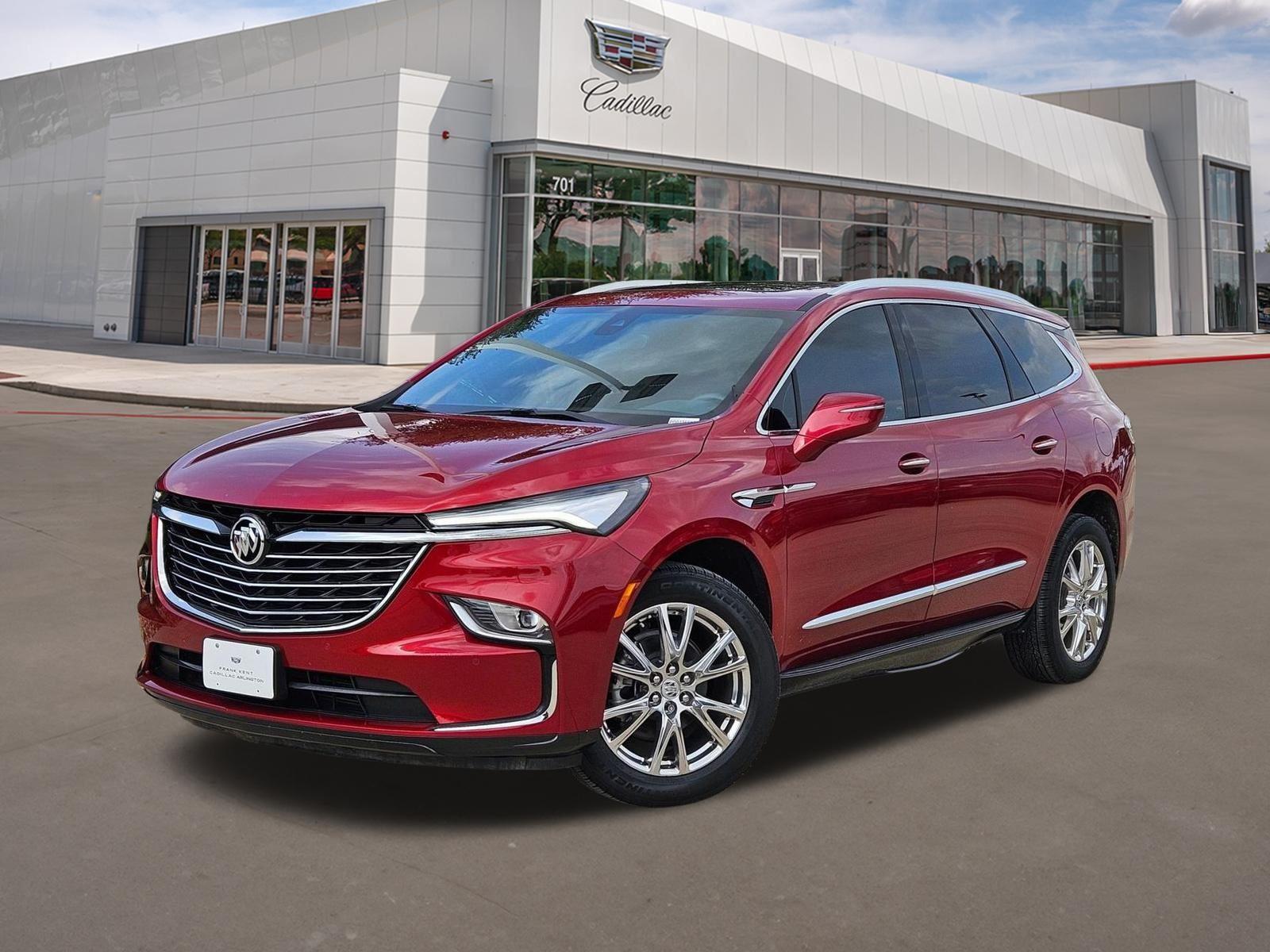 2023 Buick Enclave Essence's photo