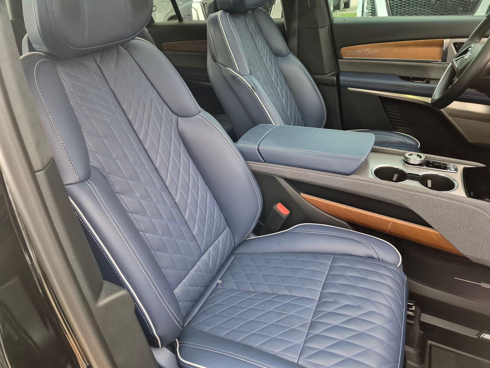 2026 Cadillac VISTIQ Premium Luxury - Photo 28