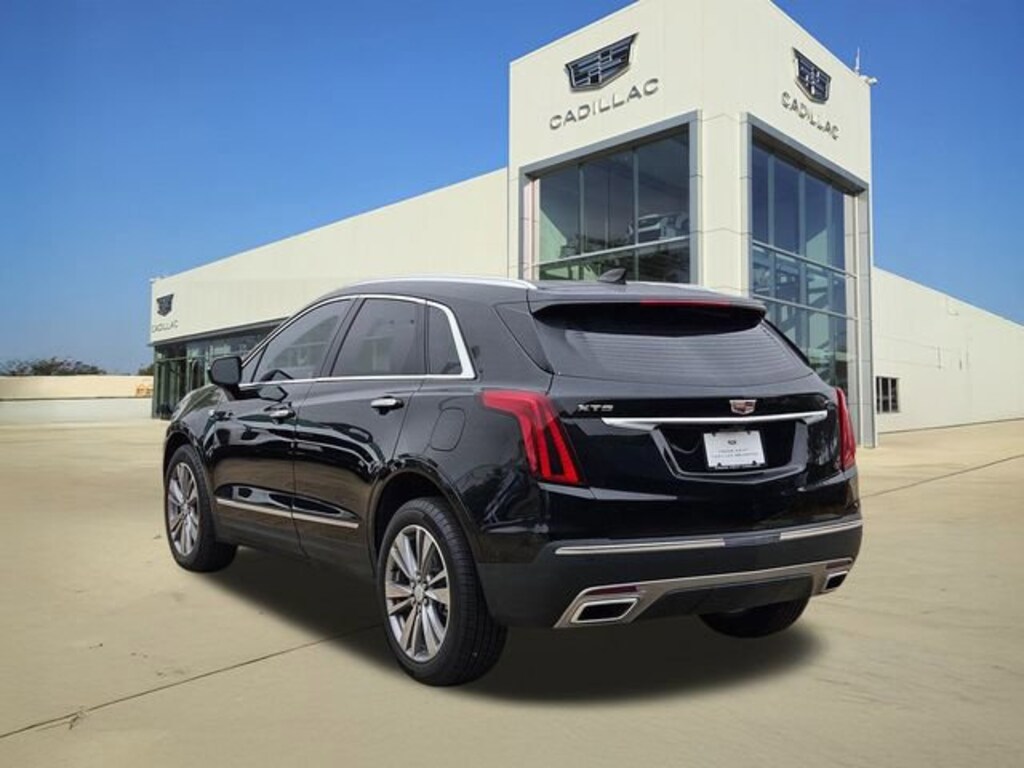 New 2025 CADILLAC XT5 Premium Luxury SUV
