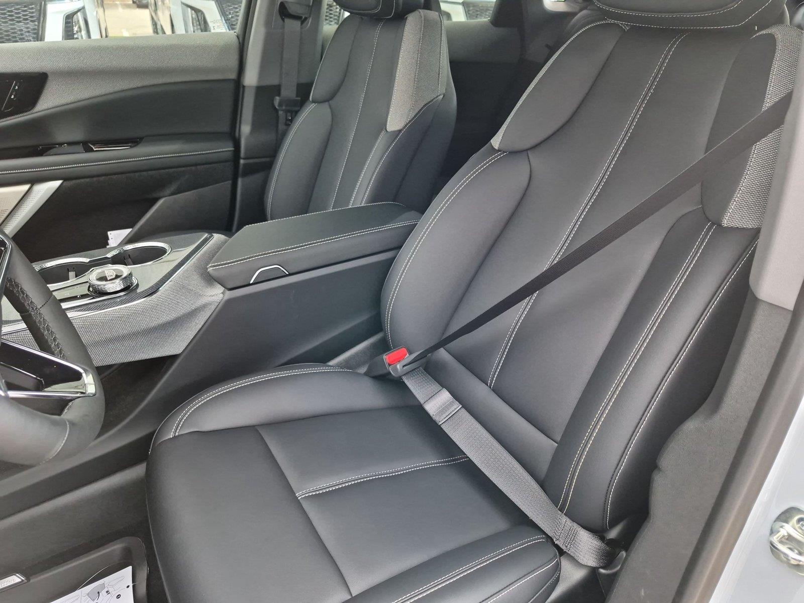 2027 Cadillac OPTIQ Sport - Photo 26