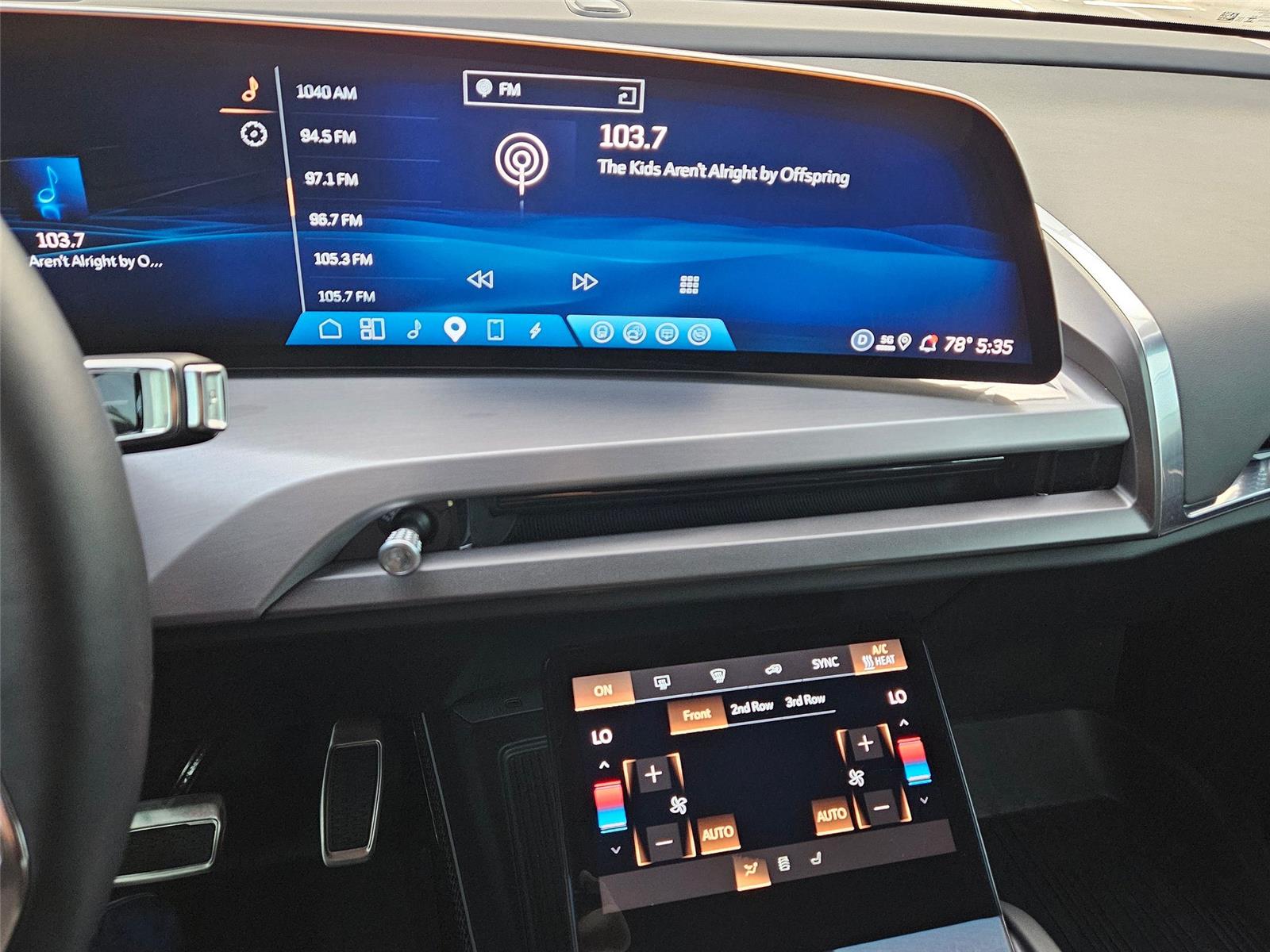 2026 Cadillac VISTIQ Luxury - Photo 16