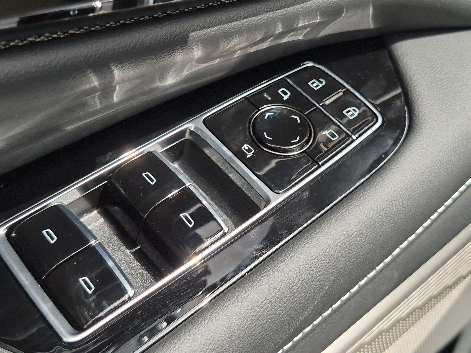 2027 Cadillac OPTIQ Sport - Photo 25