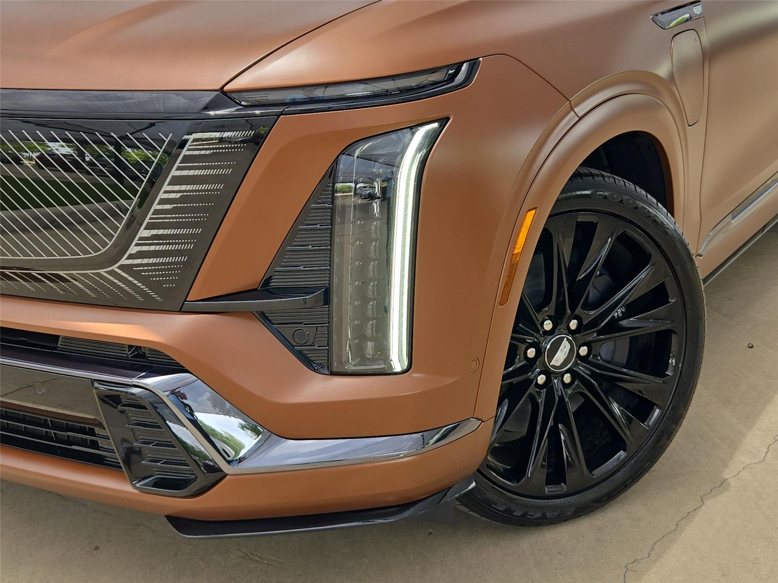 2027 Cadillac VISTIQ Platinum - Photo 7