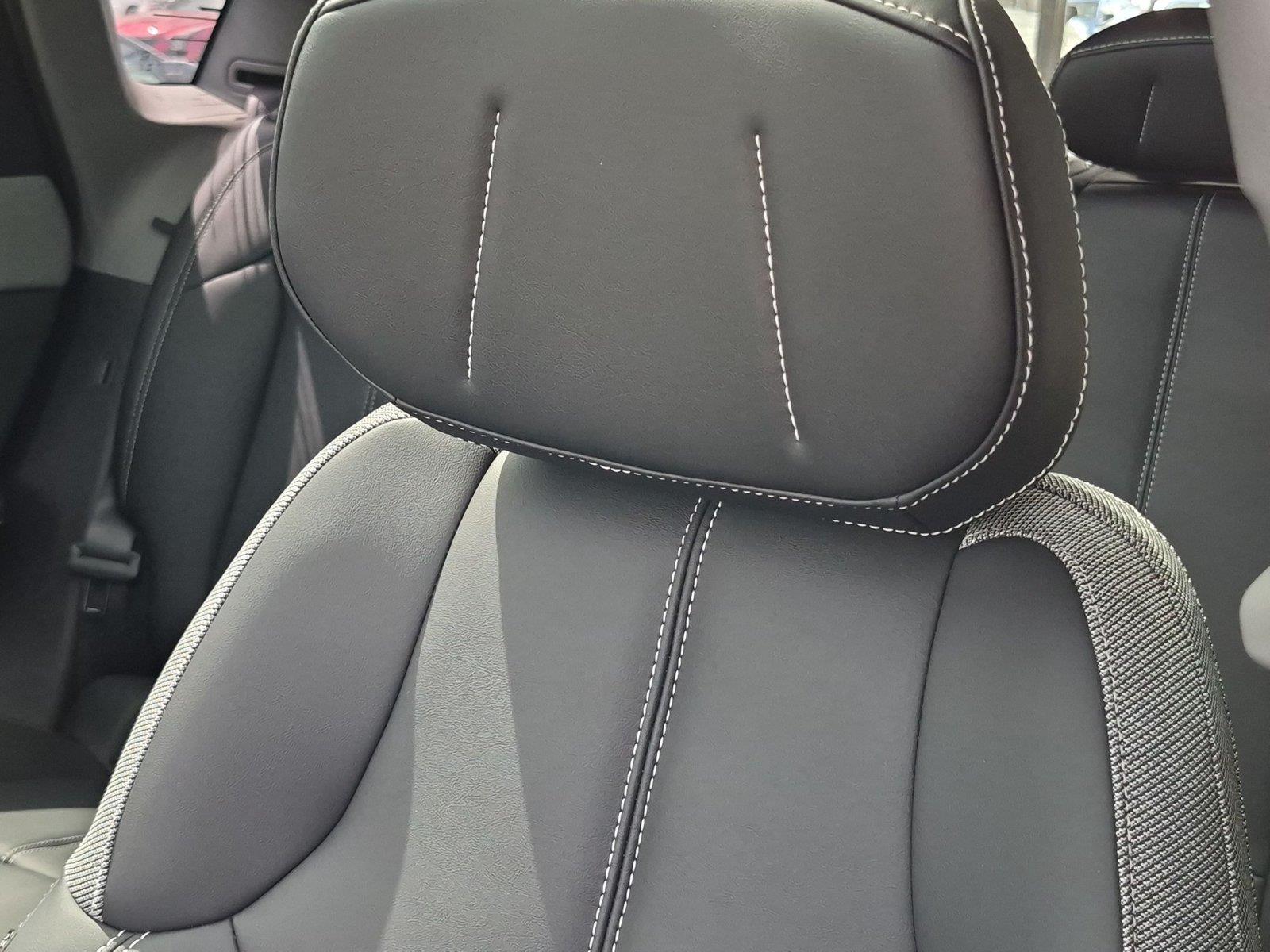 2027 Cadillac OPTIQ Sport - Photo 12