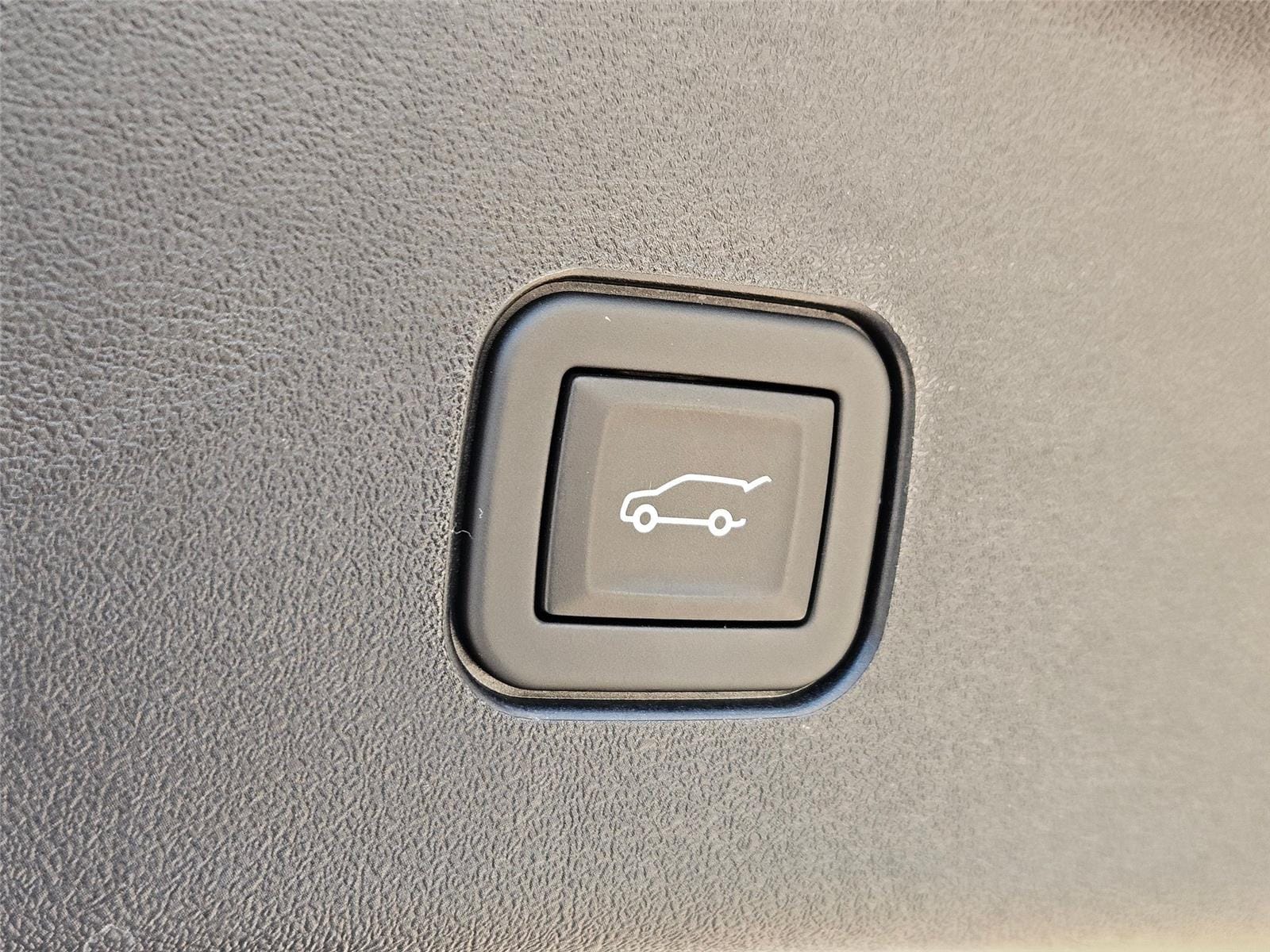 2026 Cadillac VISTIQ Luxury - Photo 29
