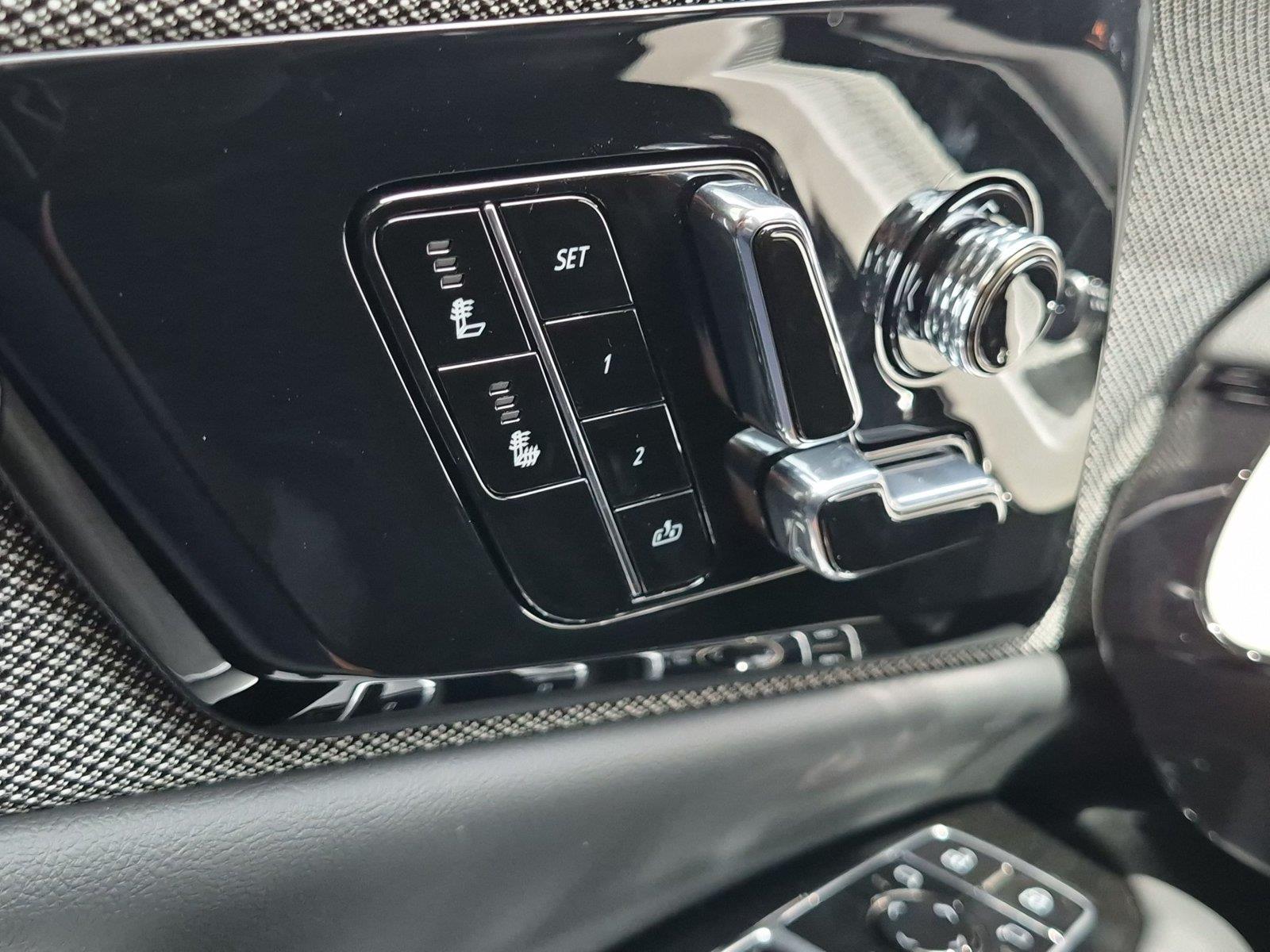 2027 Cadillac OPTIQ Sport - Photo 22
