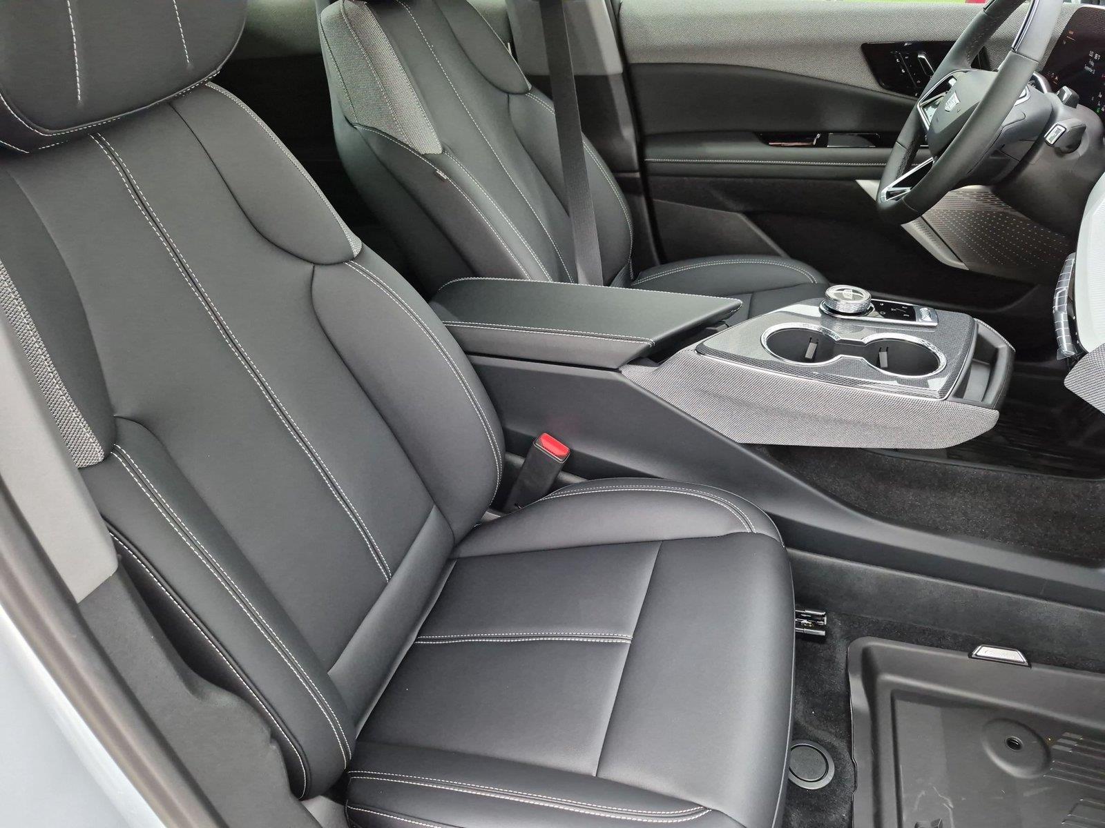 2027 Cadillac OPTIQ Sport - Photo 27